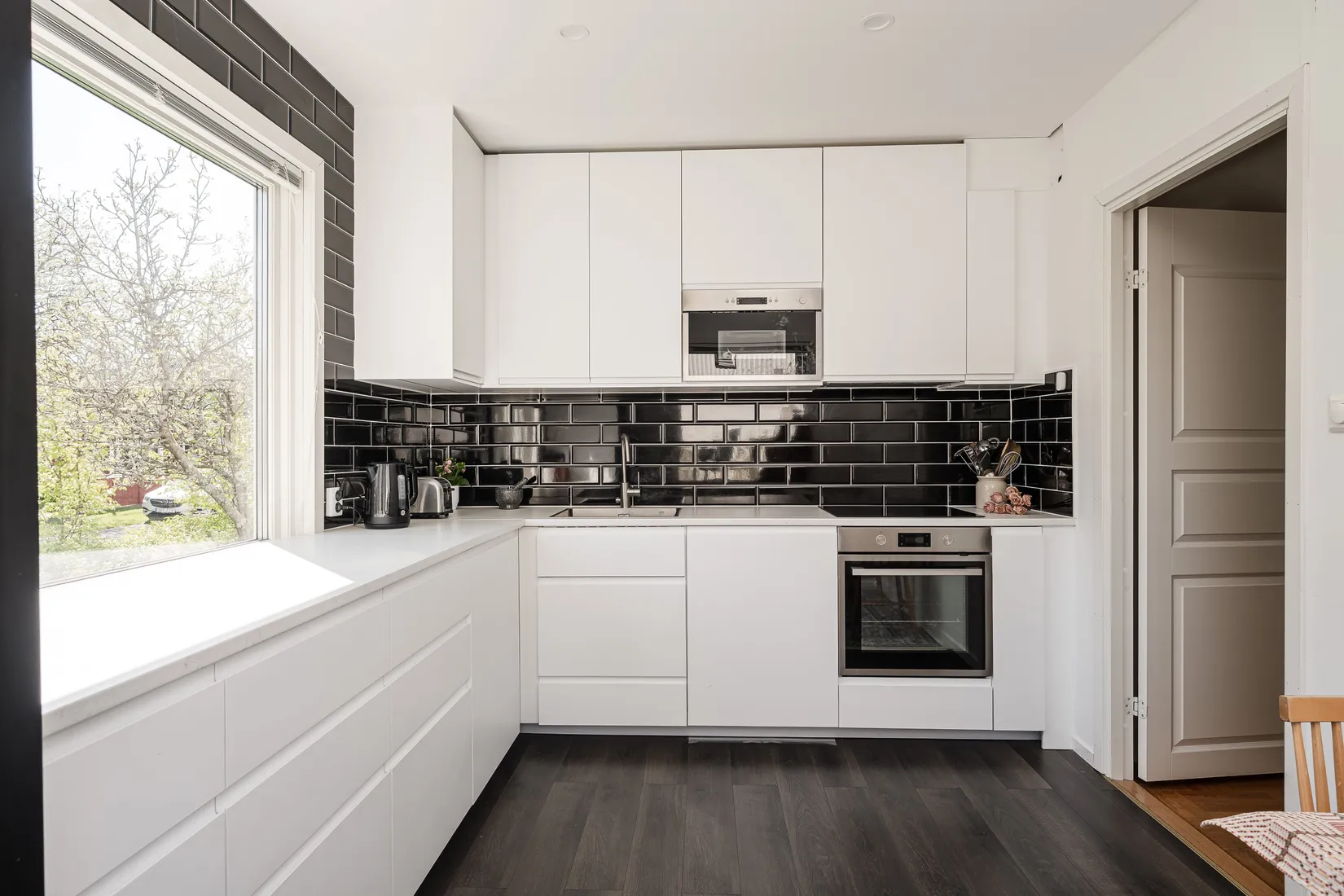 Villa, Institutsgatan 27, Gådeåstaden, Härnösand