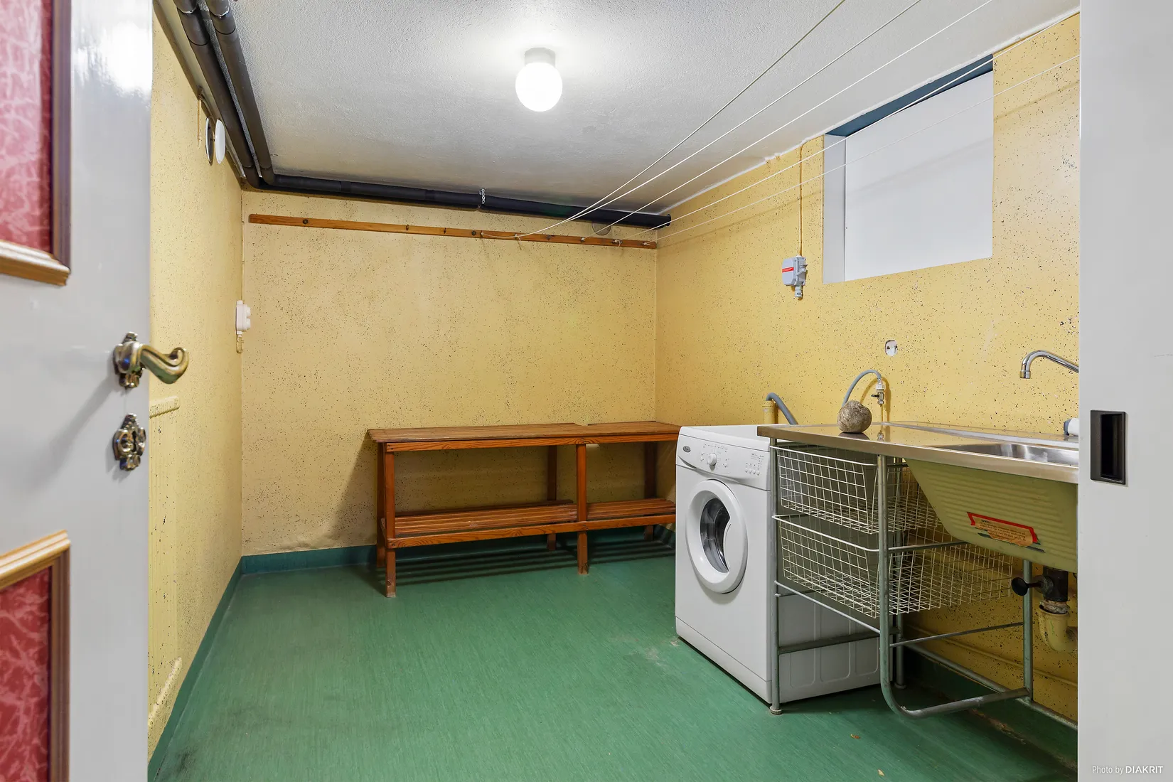 Villa, Klövervägen 12, Trollbäcken, Tyresö