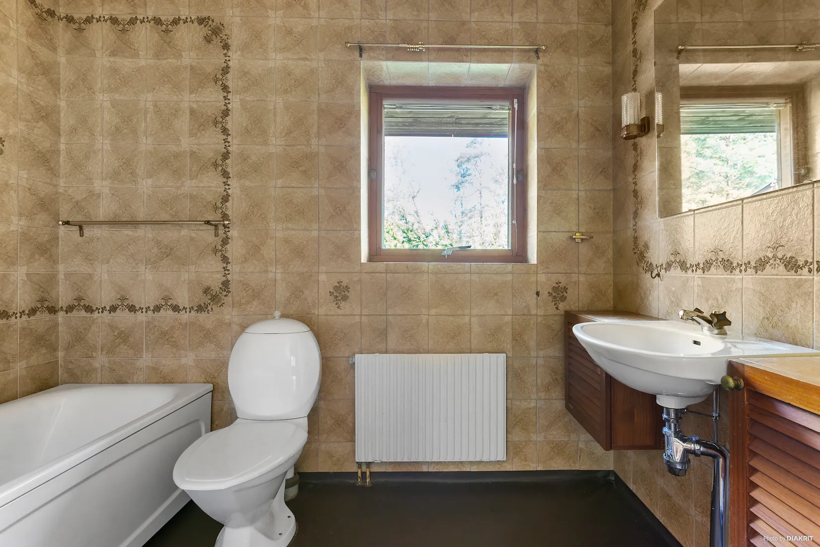 Villa, Klövervägen 12, Trollbäcken, Tyresö