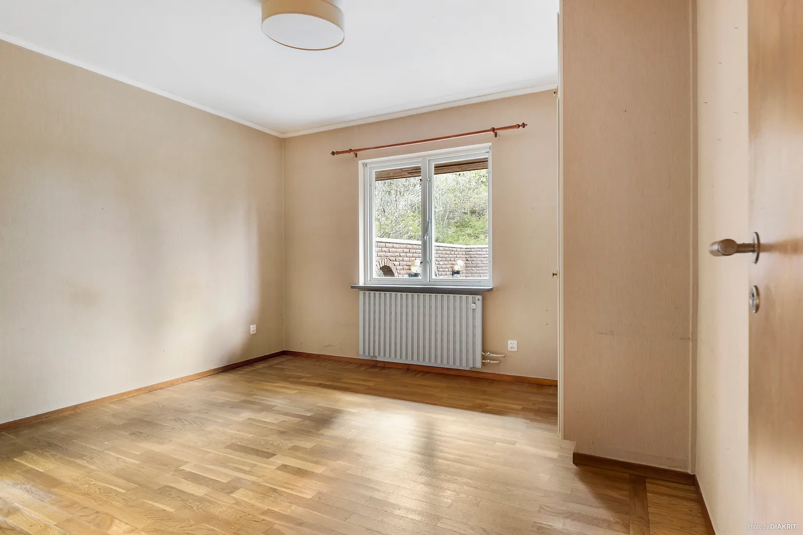 Villa, Klövervägen 12, Trollbäcken, Tyresö