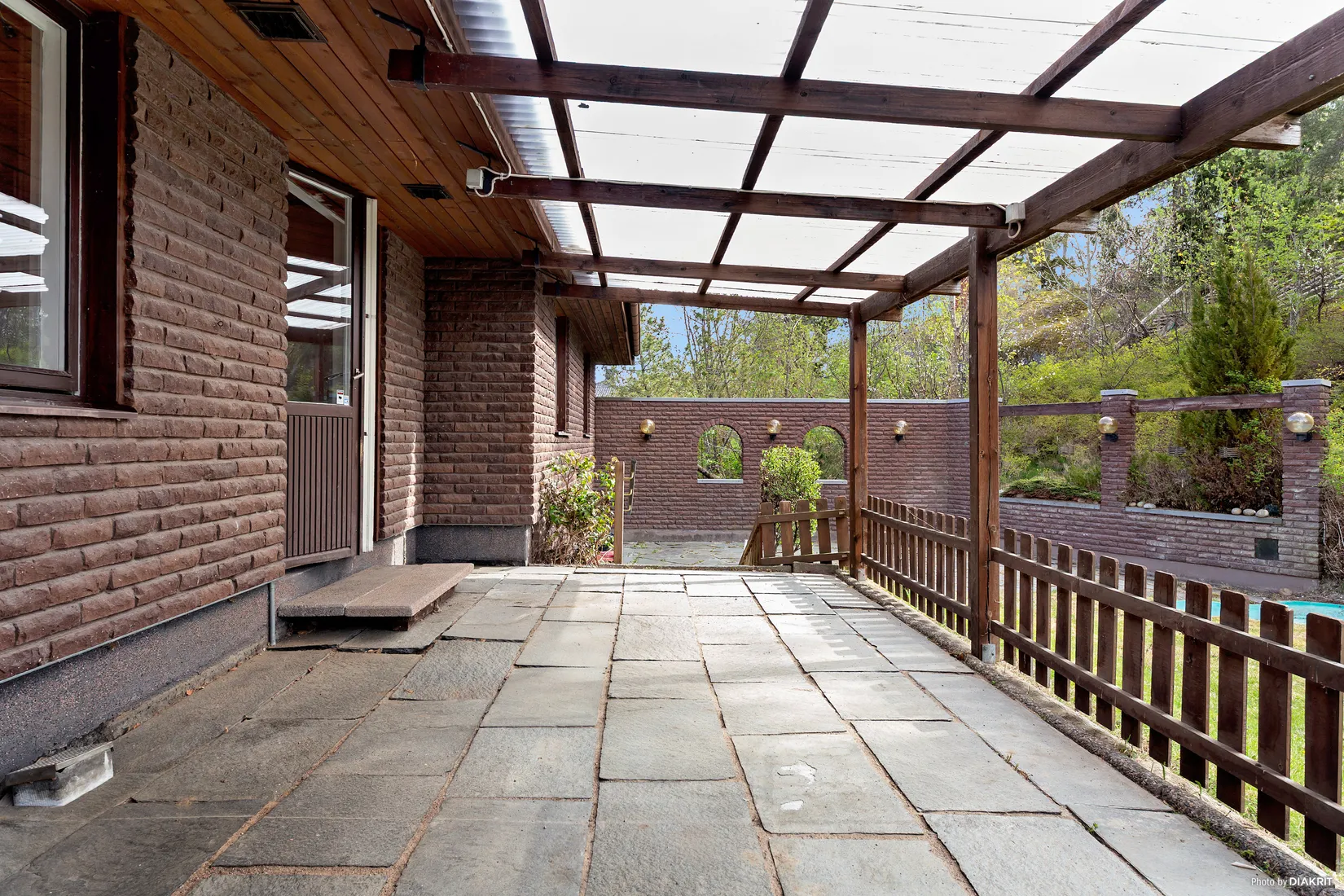 Villa, Klövervägen 12, Trollbäcken, Tyresö