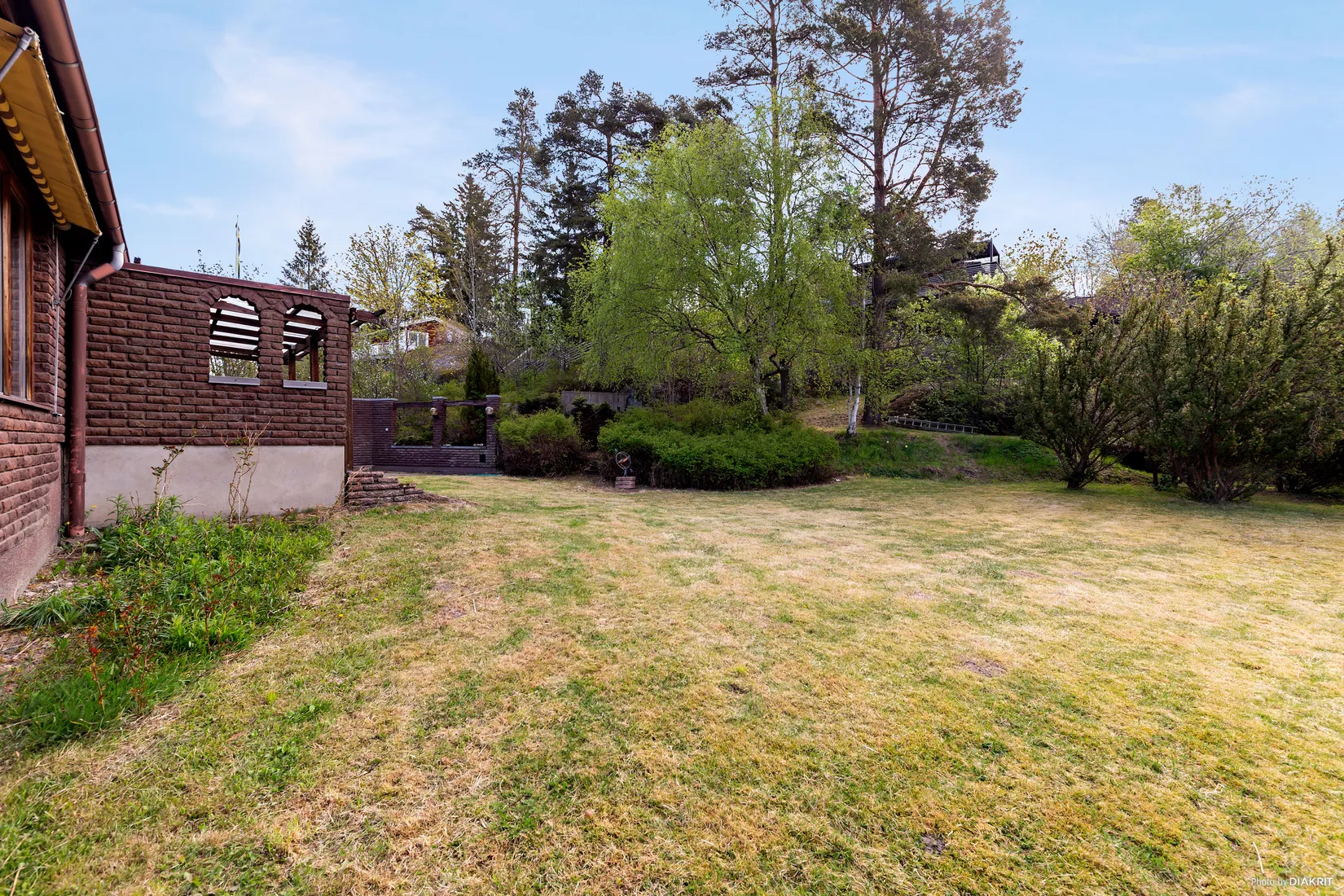 Villa, Klövervägen 12, Trollbäcken, Tyresö