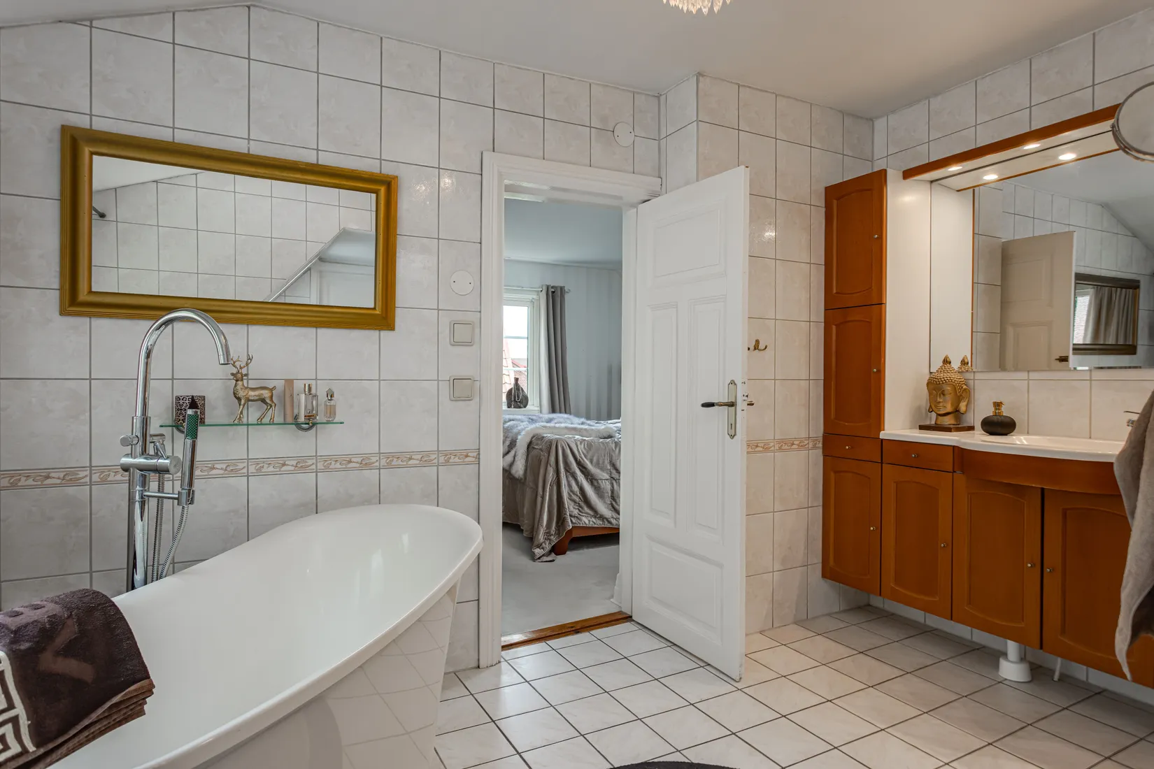 Villa, Byaledsgränden 12, Centrum/Galgberget, Halmstad