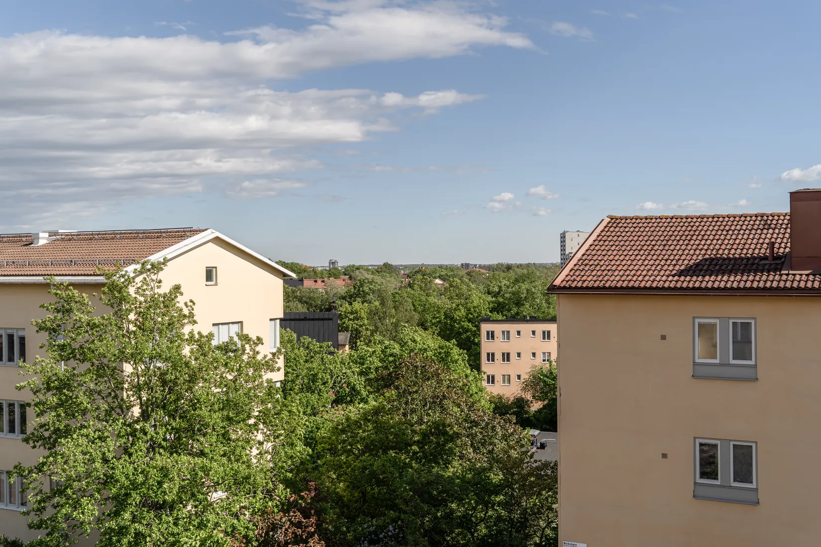 Bostadsrätt, Bäckvägen 44, högst upp, Aspudden, Stockholm