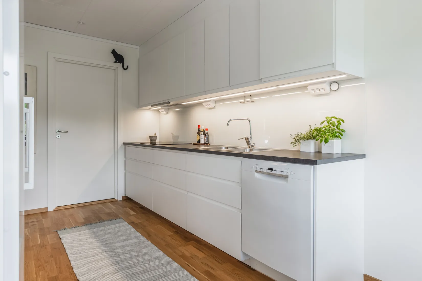 Bostadsrätt, Radhus, TÄLJÖVIKSVÄGEN 6, Täljöviken, Österåker