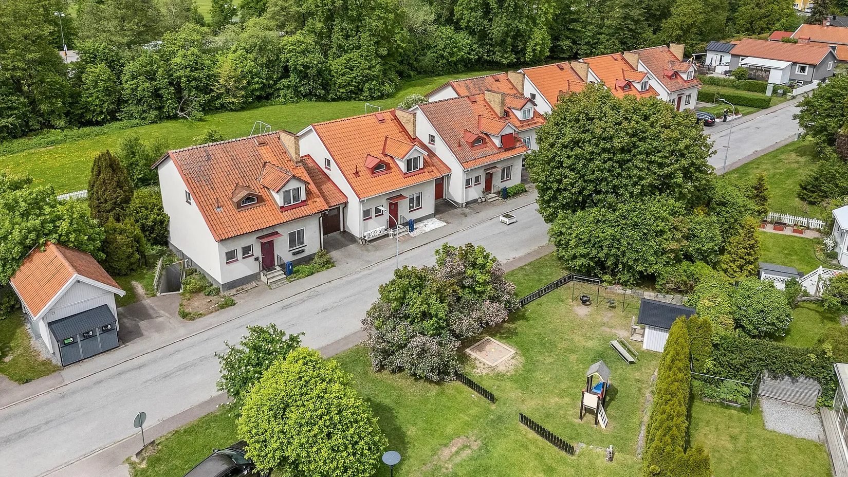 Radhus, Växthusvägen 9, Vega, Västerås