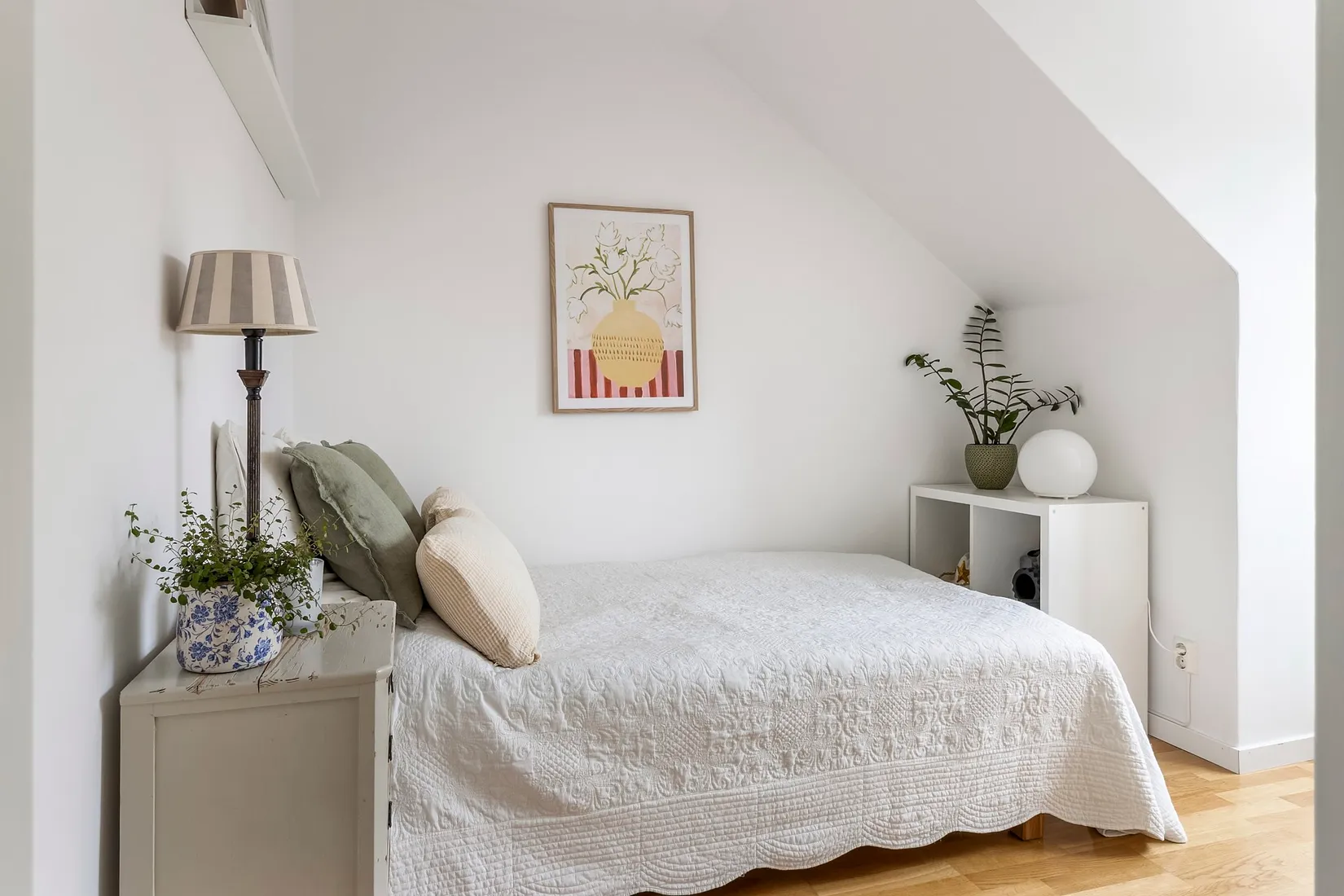 Radhus, Växthusvägen 9, Vega, Västerås