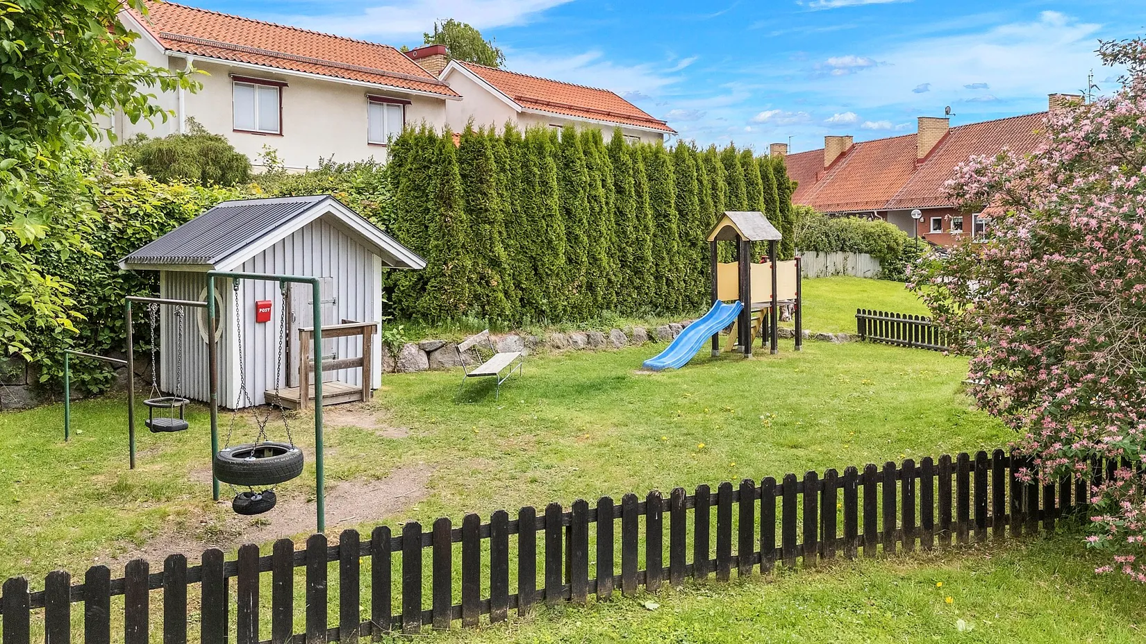 Radhus, Växthusvägen 9, Vega, Västerås