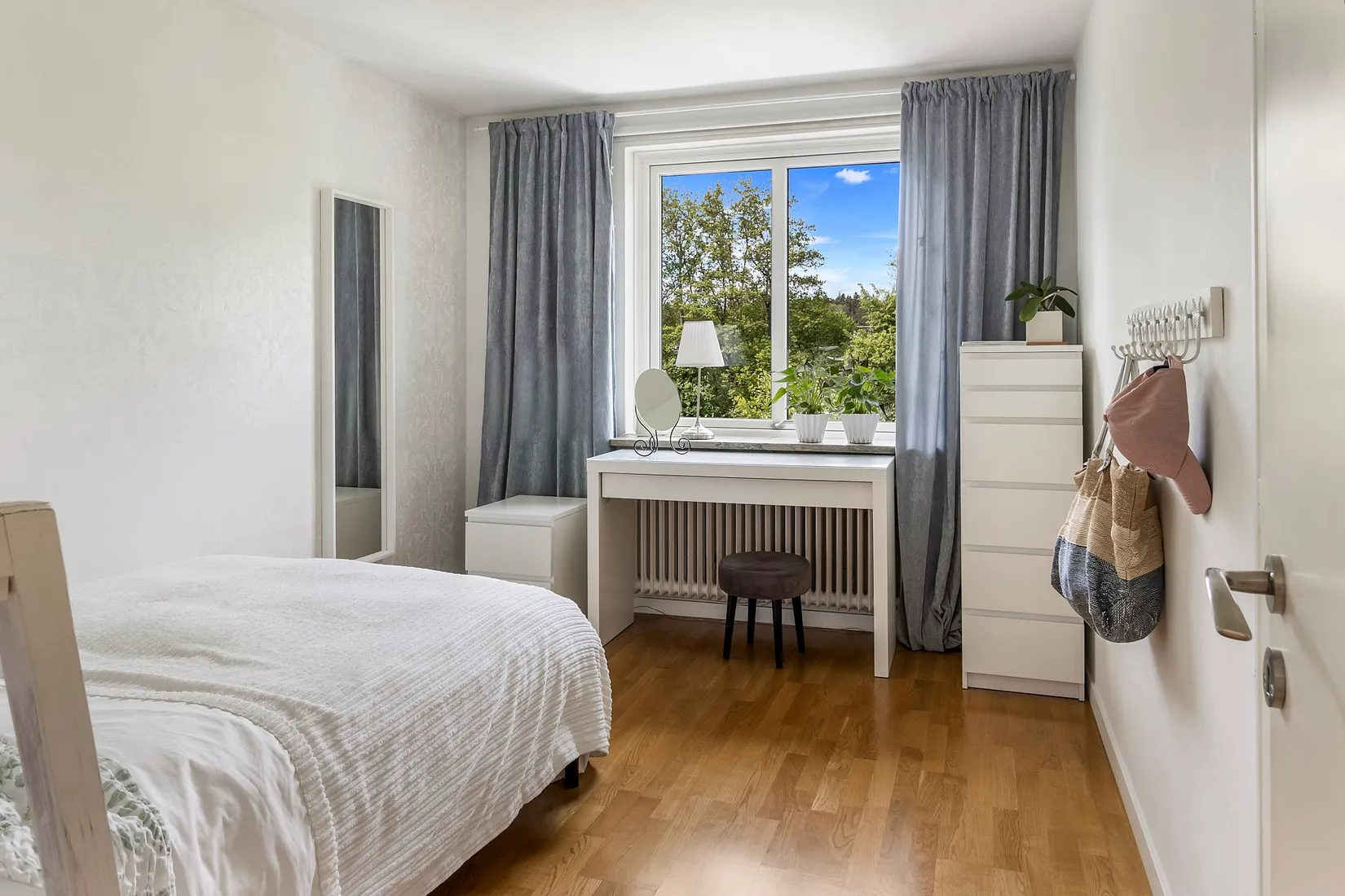 Radhus, Växthusvägen 9, Vega, Västerås
