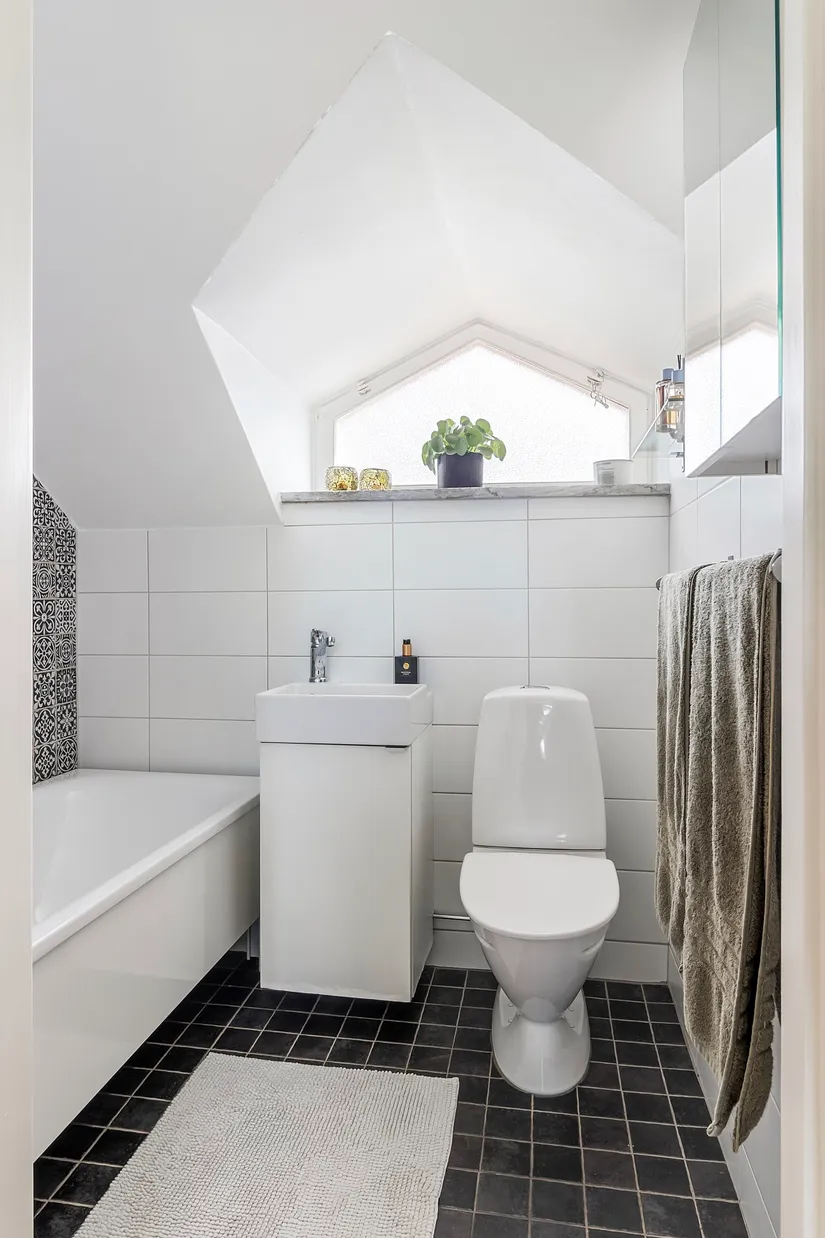 Radhus, Växthusvägen 9, Vega, Västerås