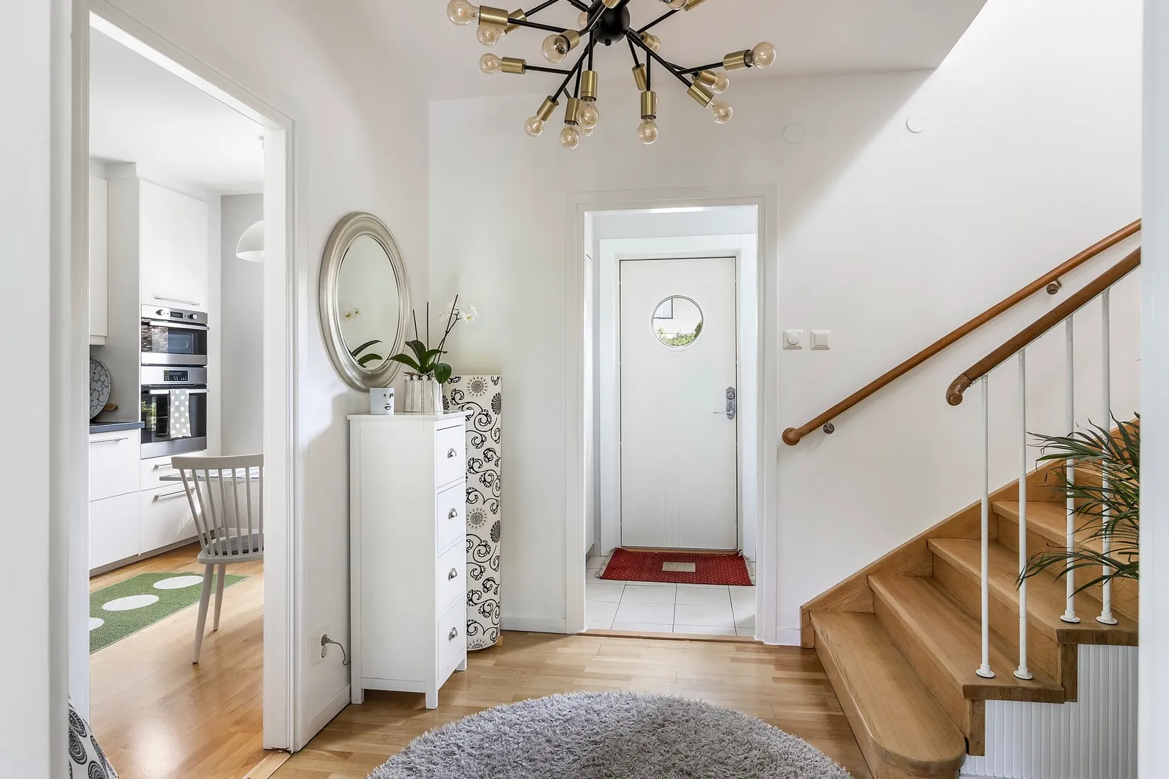 Radhus, Växthusvägen 9, Vega, Västerås