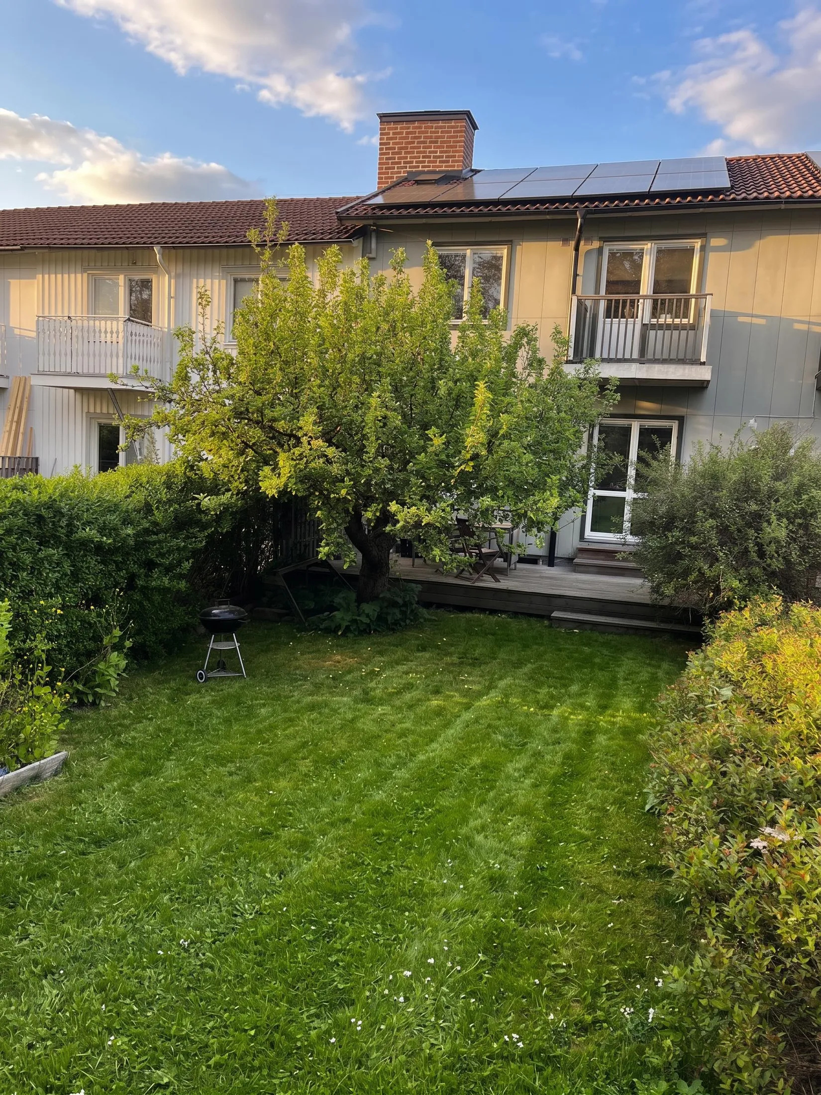 Villa, Radhus, Ljusnevägen 106, Bagarmossen, Stockholm