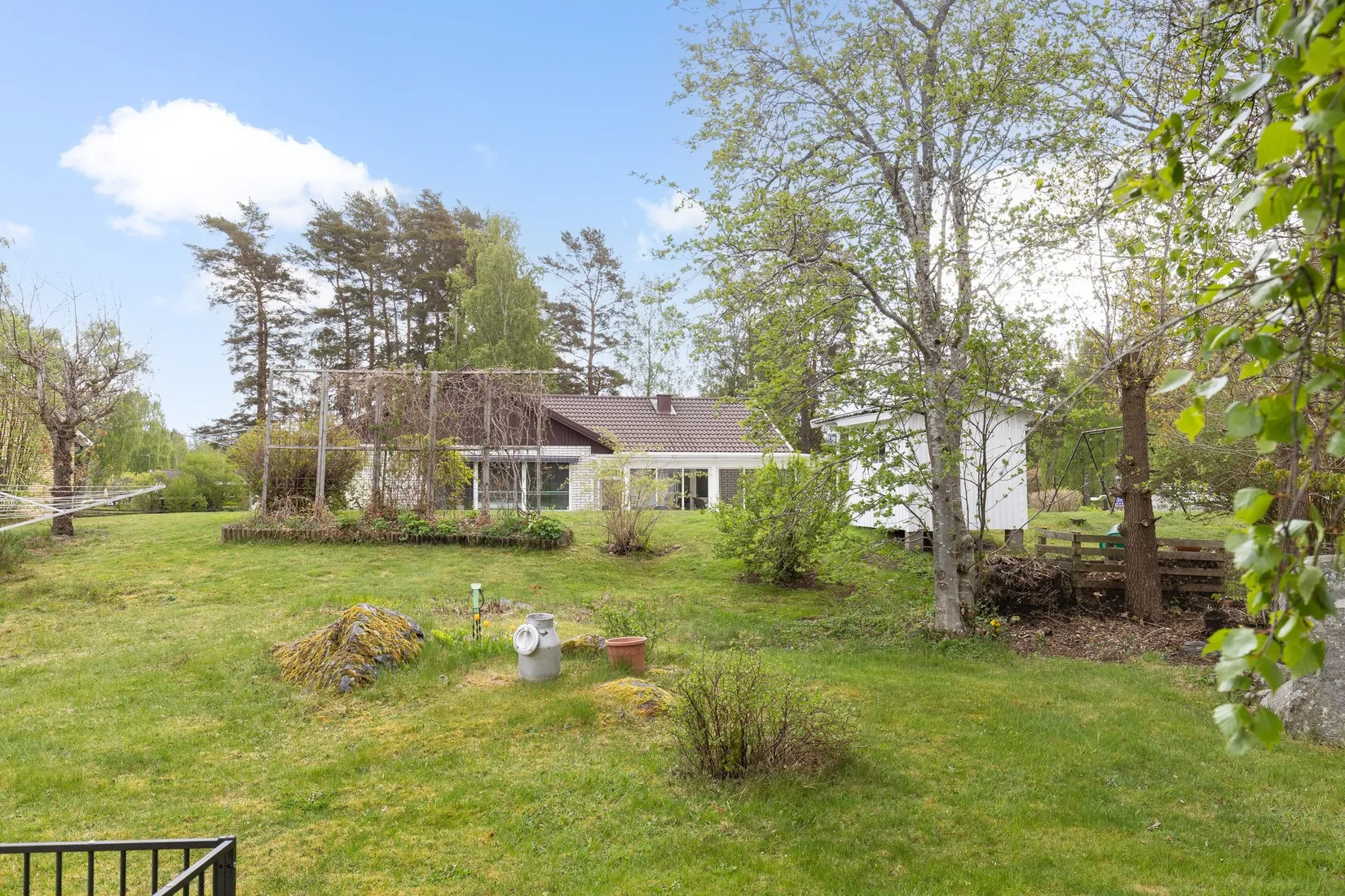 Villa, Södra Lindåsgatan 37, Lindås, Emmaboda