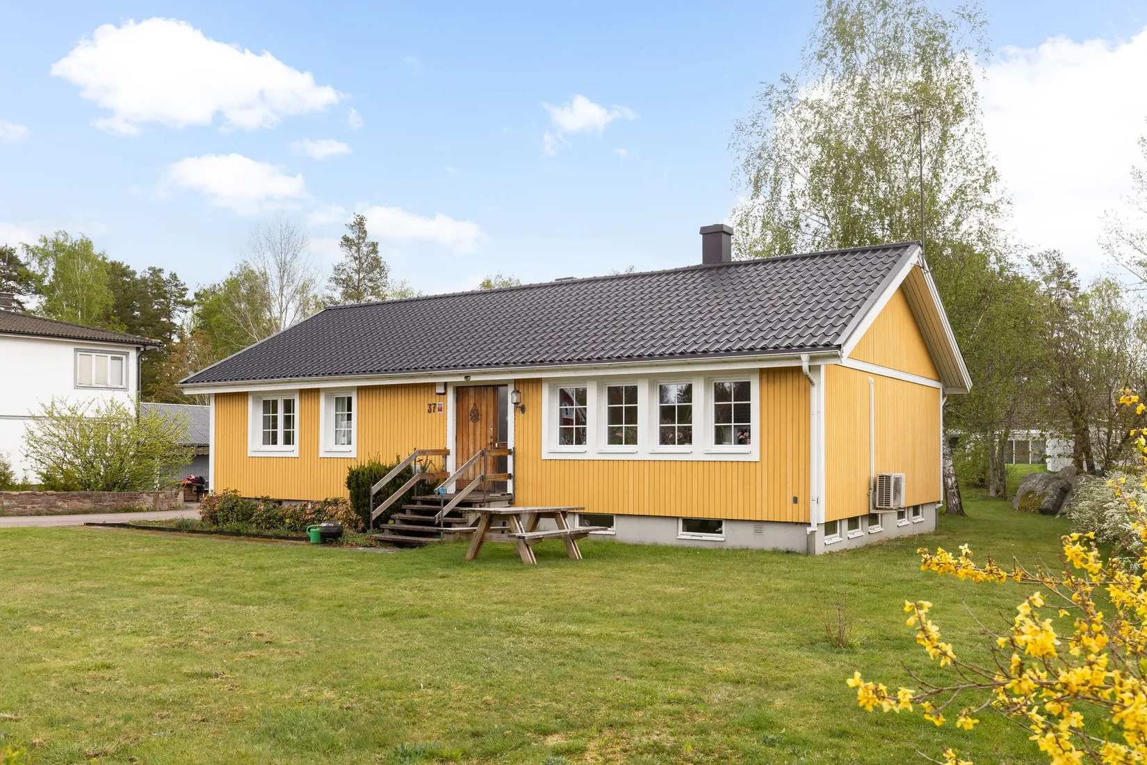 Villa, Södra Lindåsgatan 37, Lindås, Emmaboda