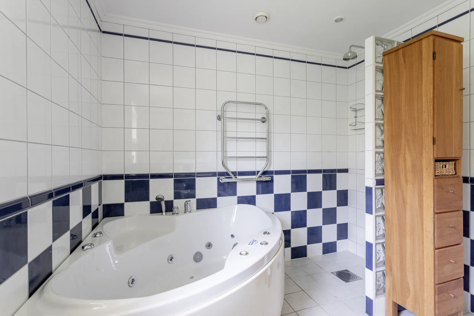 Villa, Lövingsgatan 9, Bymarken, Jönköping