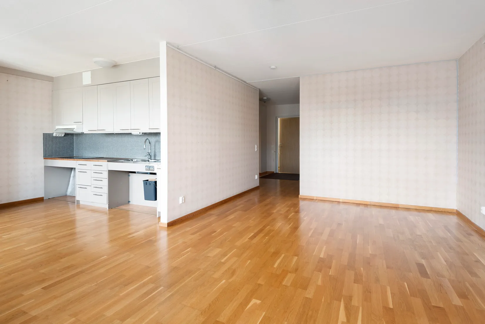 Bostadsrätt, Skebokvarnsvägen 366, vån 13, Högdalen, Stockholm