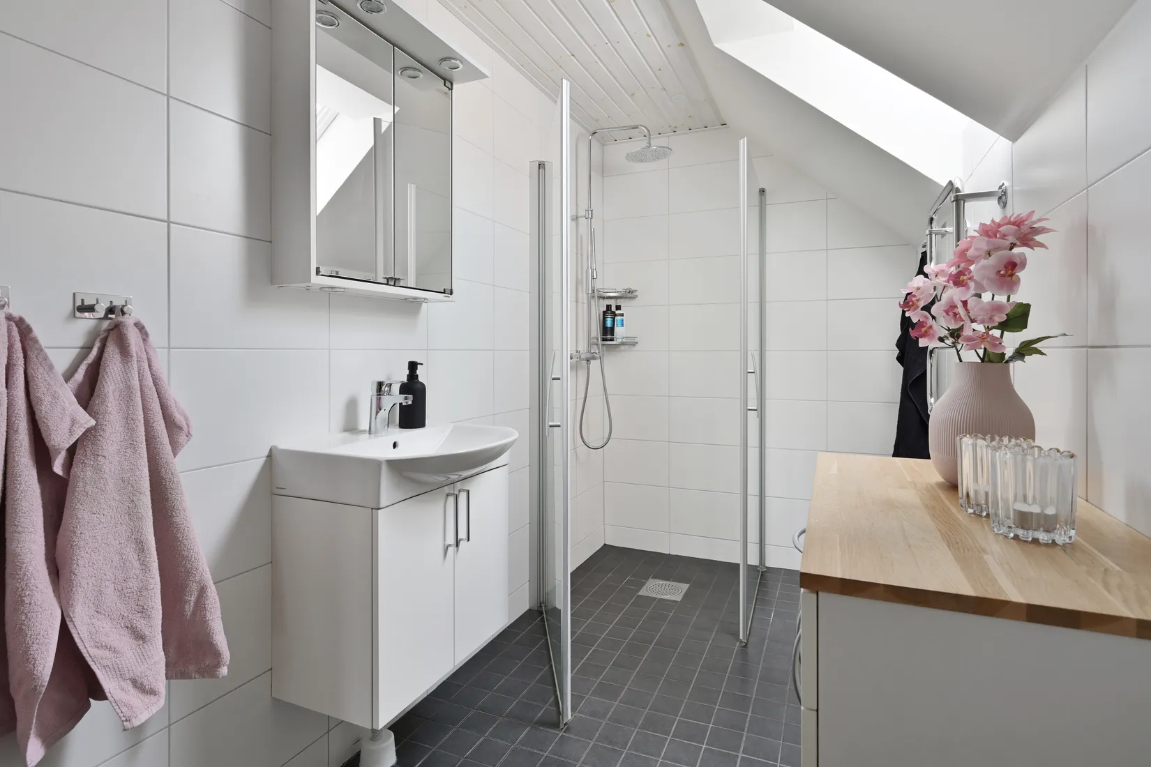 Villa, Radhus, Fruängsvägen 6, Odenslunda, Upplands Väsby