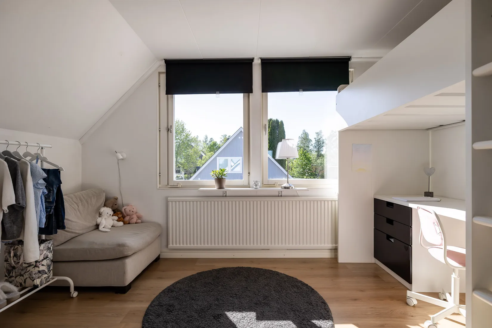 Radhus, Droppstensvägen 9, Lundby, Örebro