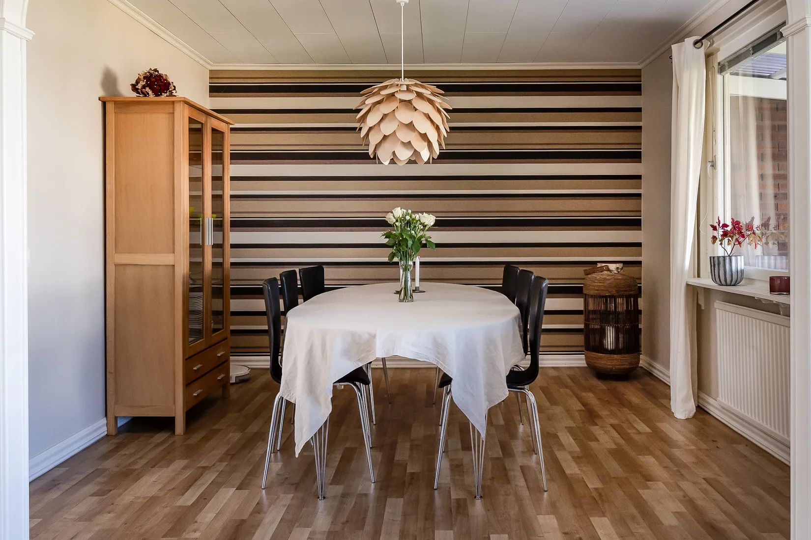 Radhus, Droppstensvägen 9, Lundby, Örebro