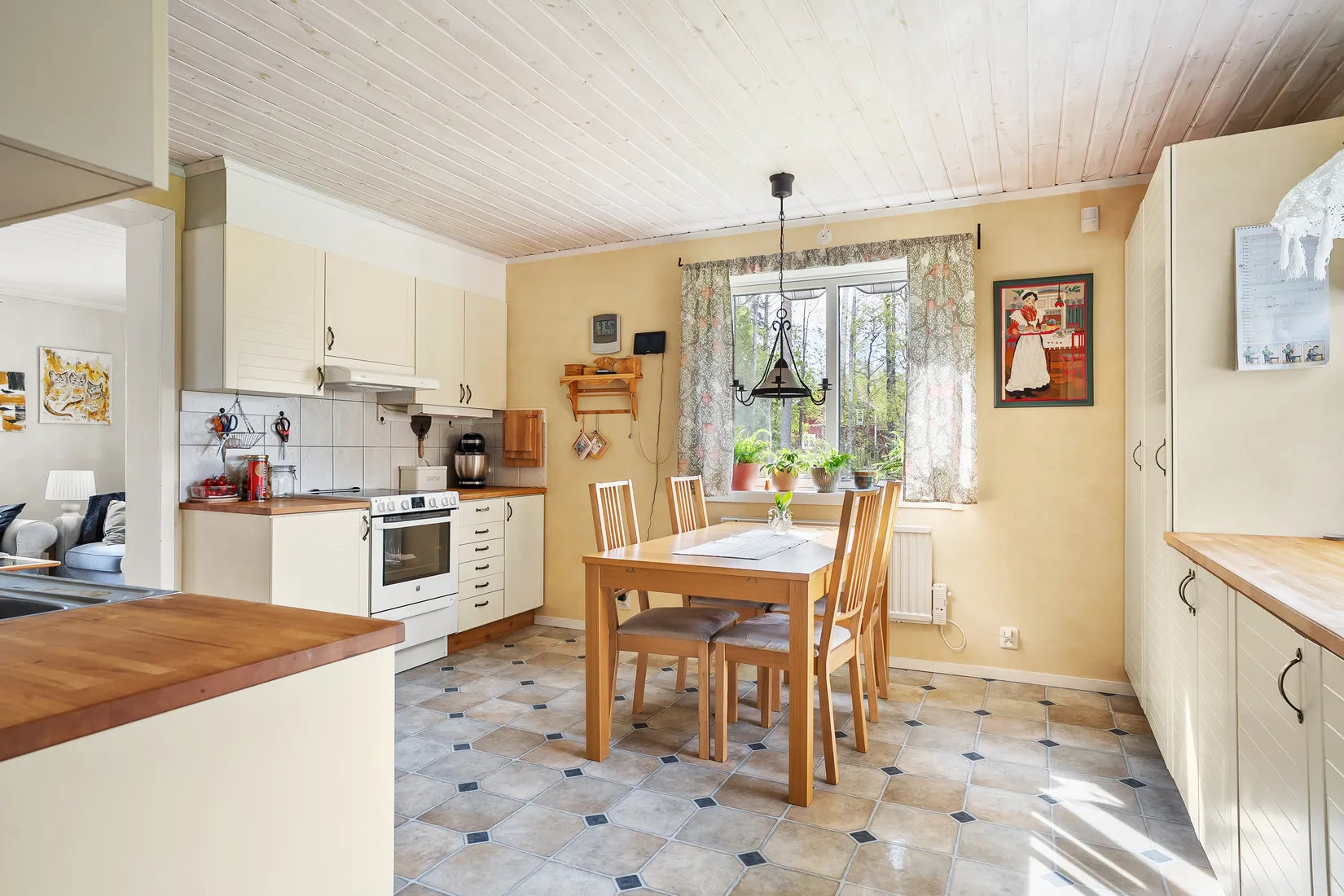 Villa, Larsbovägen 31, Söråker, Timrå