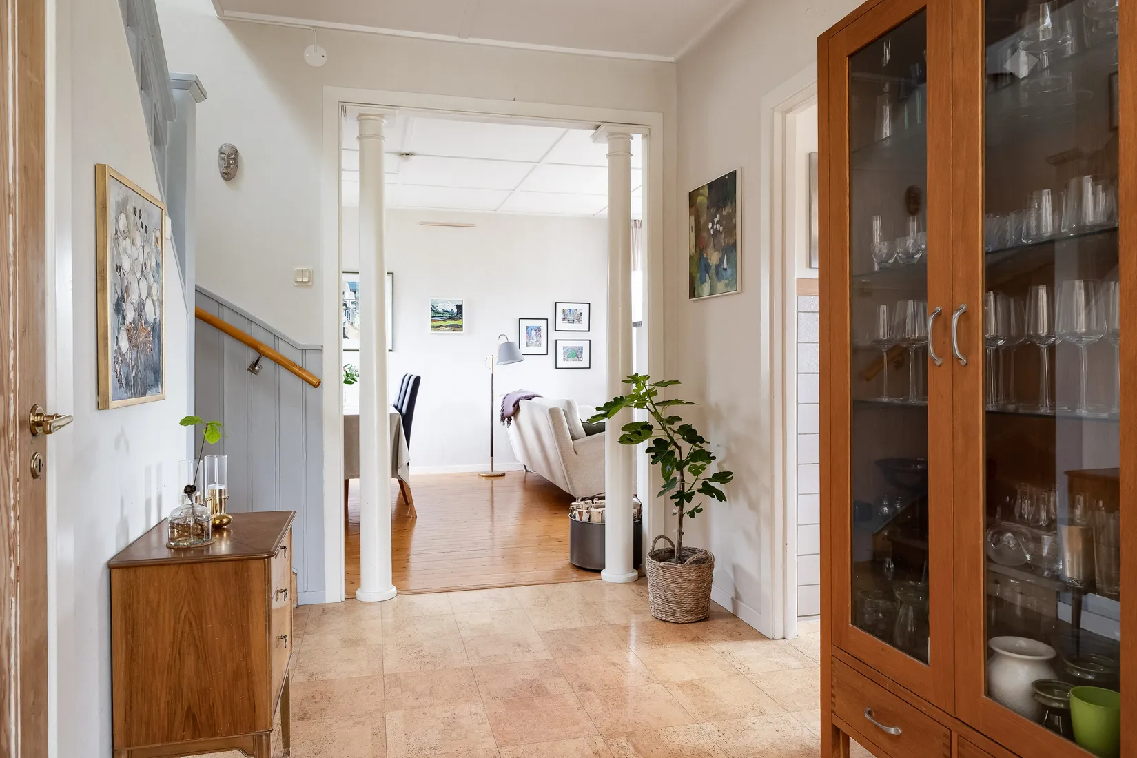 Villa, Ekebyviken 26, Ekeby-Almby, Örebro
