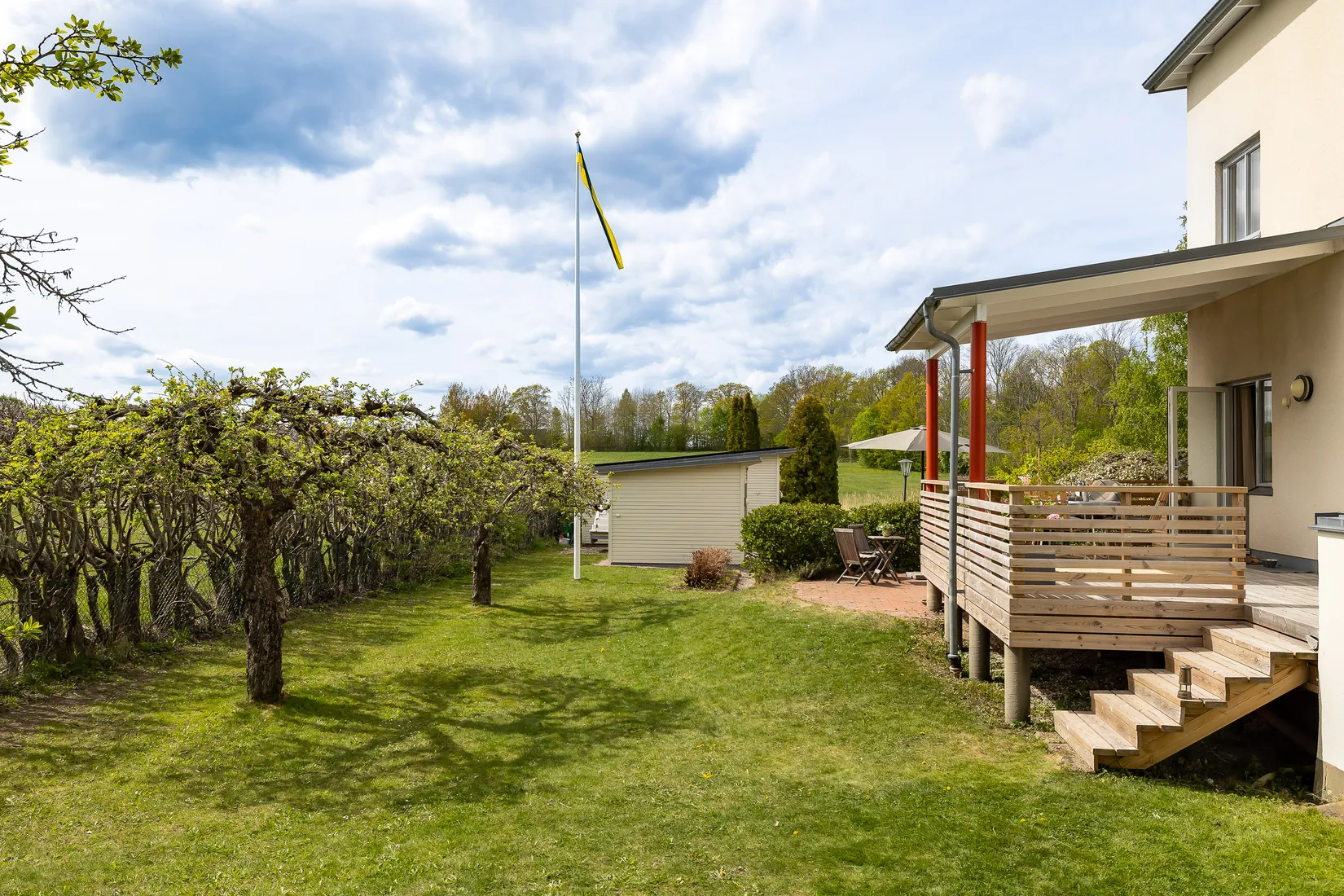Villa, Ekebyviken 26, Ekeby-Almby, Örebro