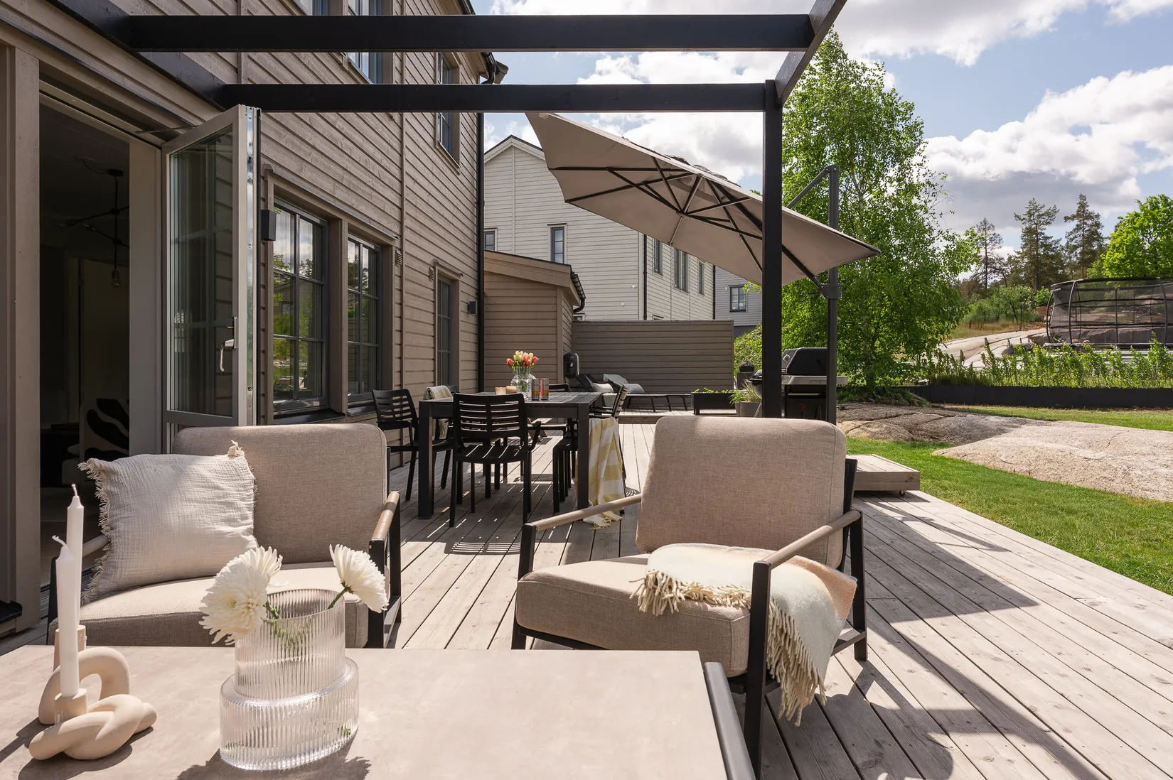Villa, Duvklinten 8, Margretelund, Österåker