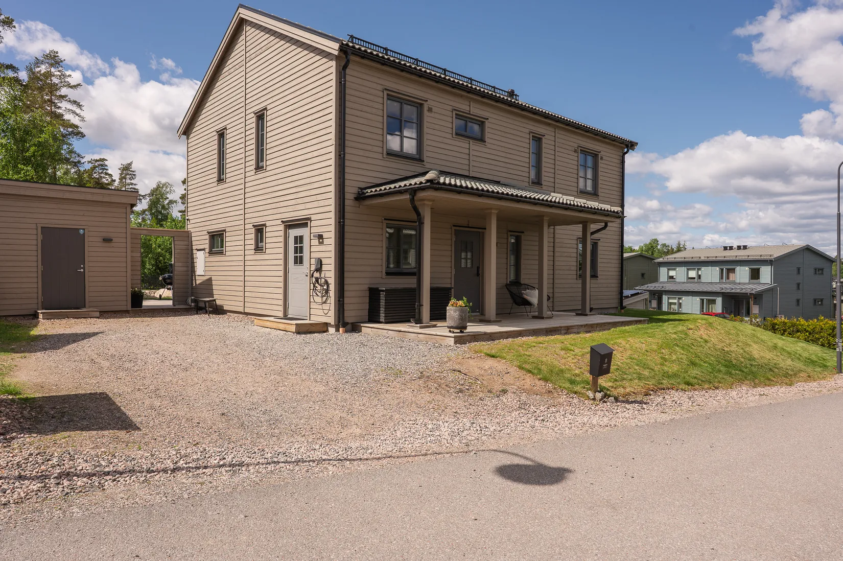 Villa, Duvklinten 8, Margretelund, Österåker