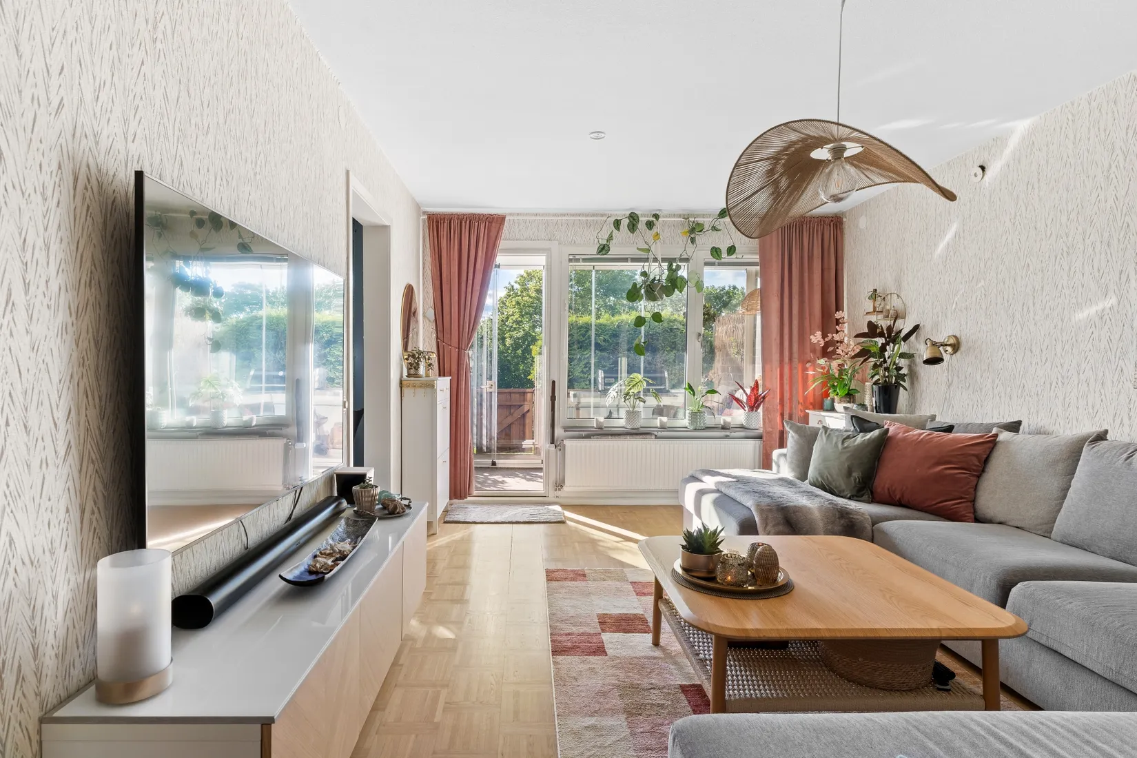 Bostadsrätt, Lomvägen 32, Kärrdal, Sollentuna