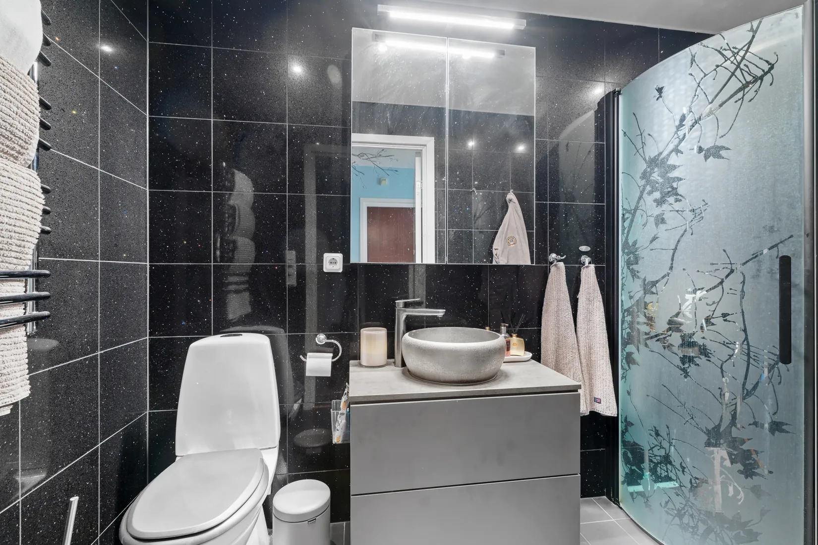 Bostadsrätt, Lomvägen 32, Kärrdal, Sollentuna