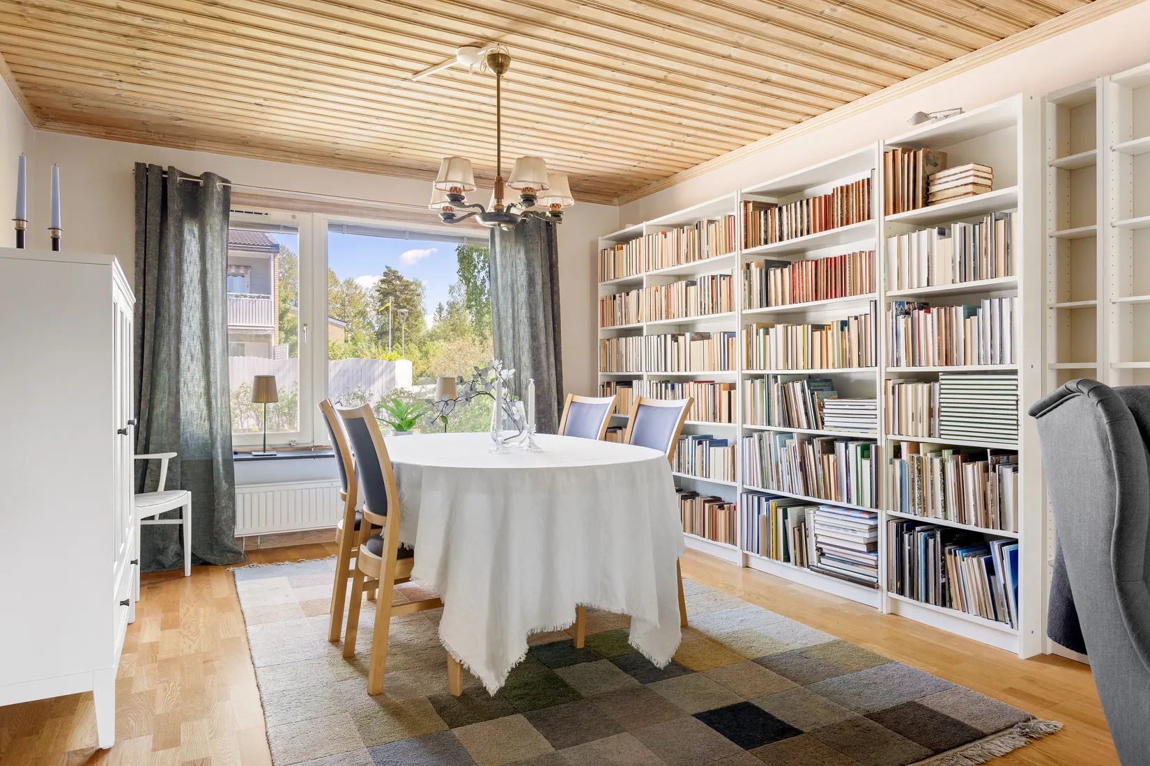 Villa, Radhus, Högbyvägen 84, Viksjö, Järfälla