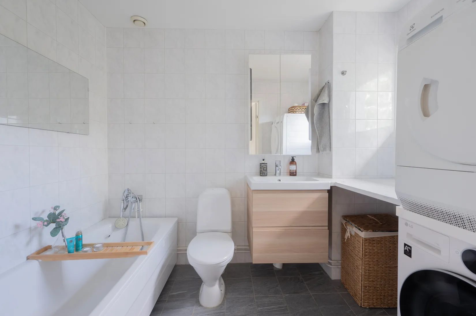 Bostadsrätt, Radhus, Slåttervägen 2T, Segeltorp, Huddinge