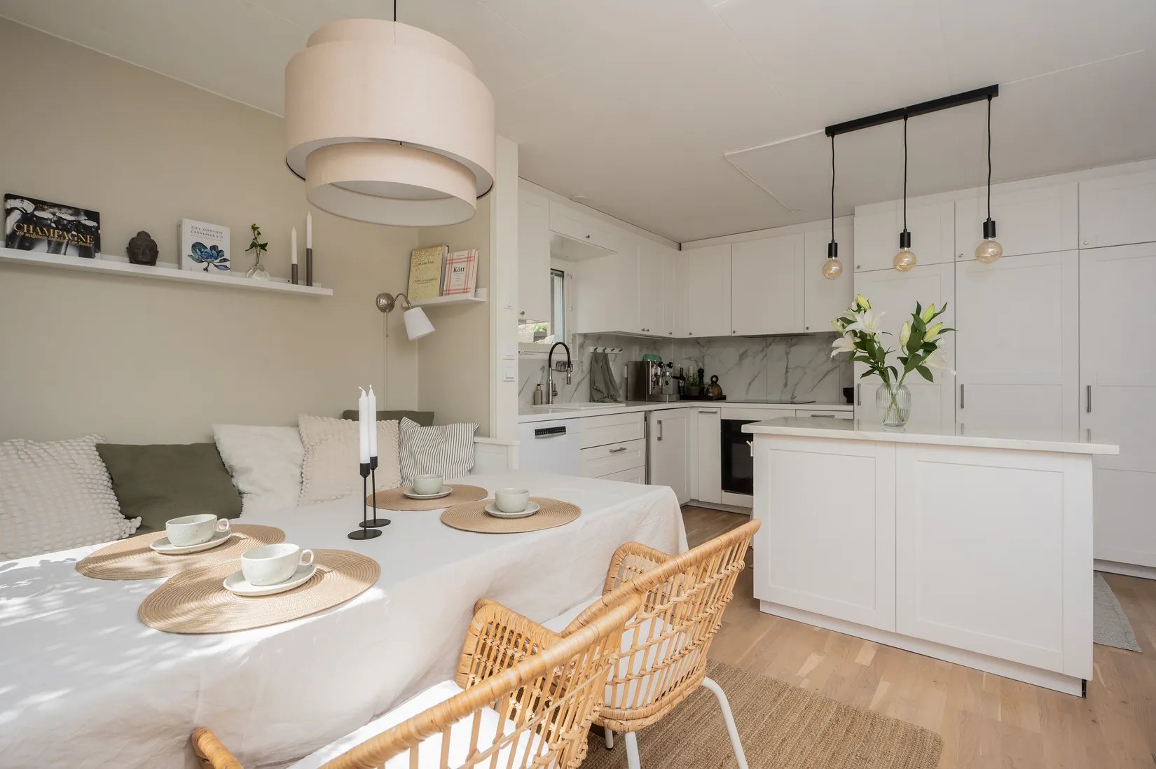 Bostadsrätt, Radhus, Slåttervägen 2T, Segeltorp, Huddinge