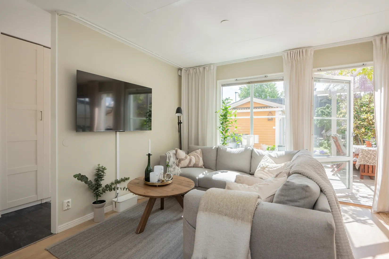 Bostadsrätt, Radhus, Slåttervägen 2T, Segeltorp, Huddinge