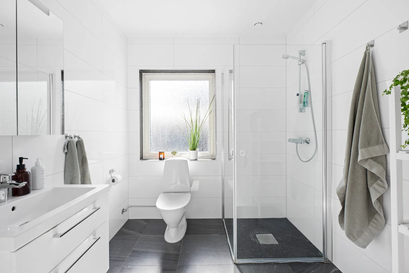 Villa, Norra Långåsvägen 14A, Björklinge, Uppsala