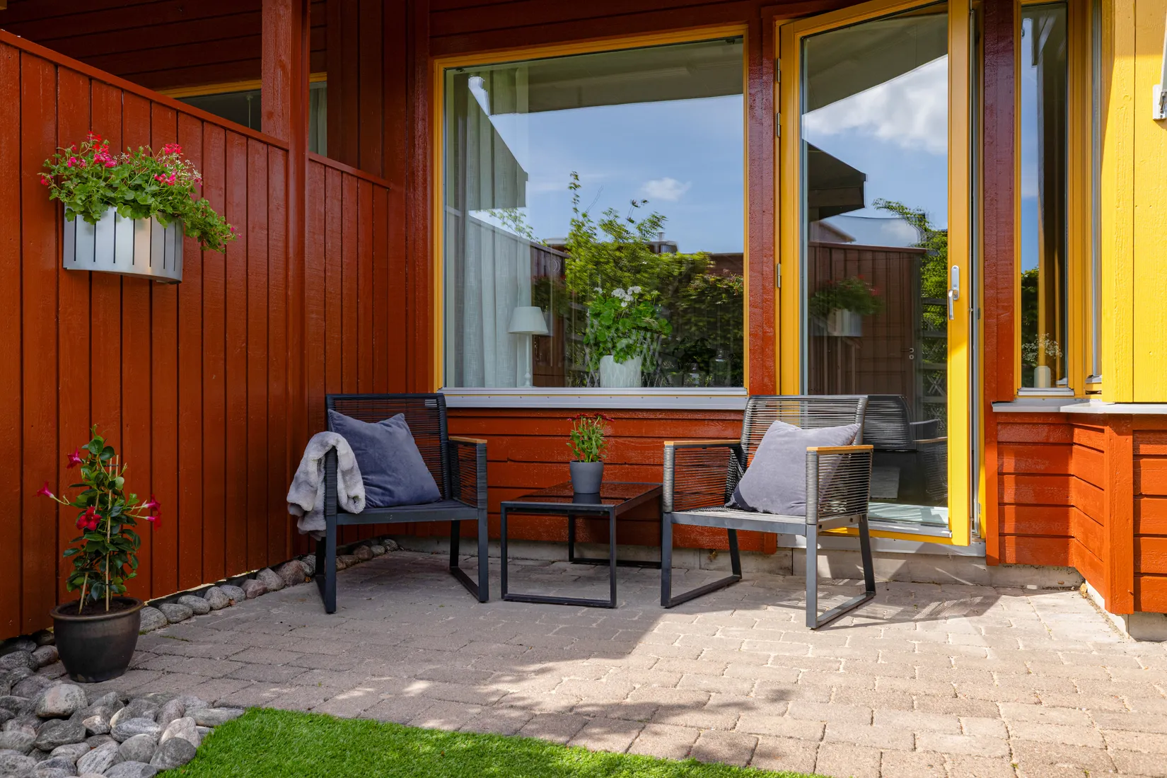 Villa, Radhus, Naturstensvägen 99, Mölnlycke, Härryda