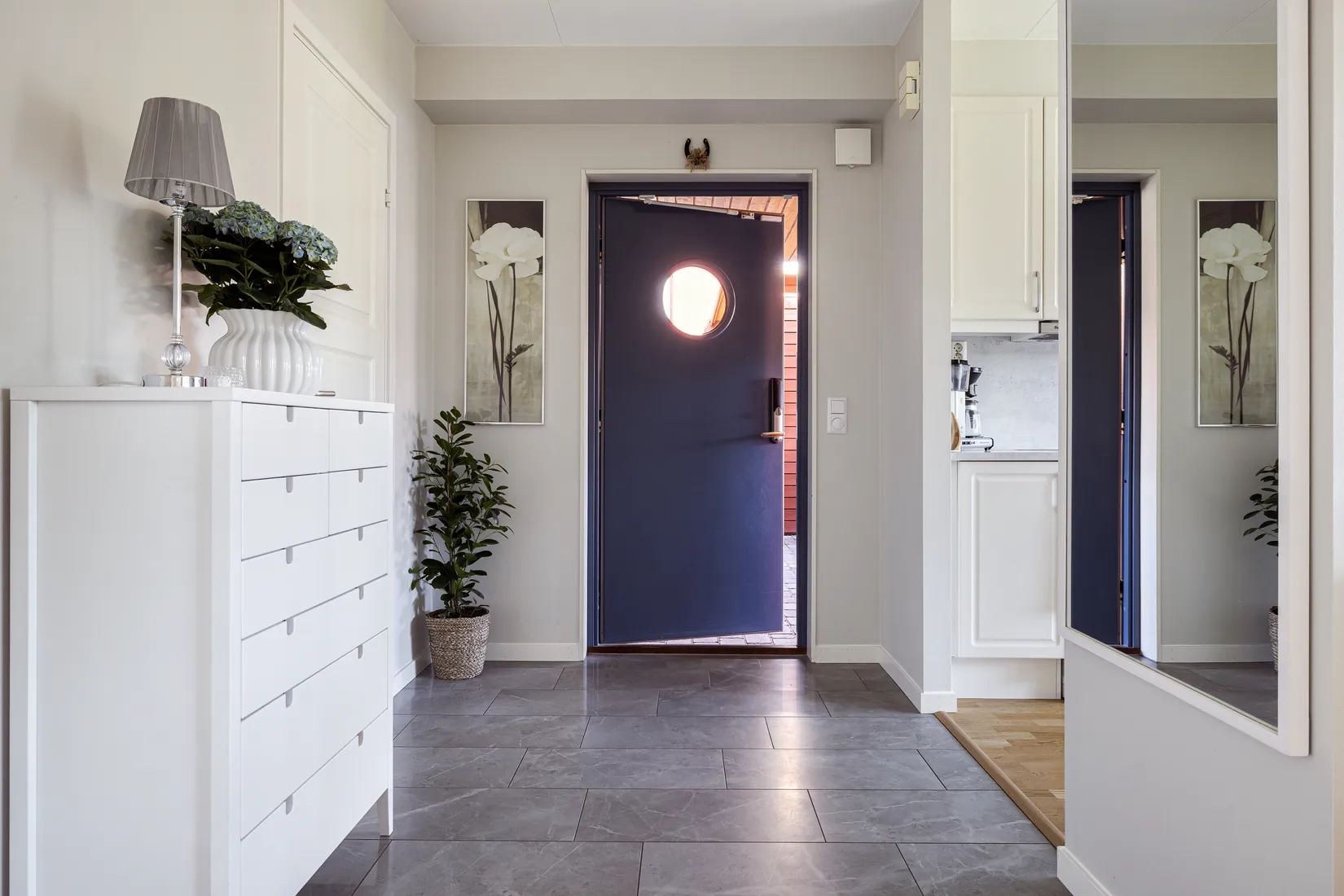 Villa, Radhus, Naturstensvägen 99, Mölnlycke, Härryda