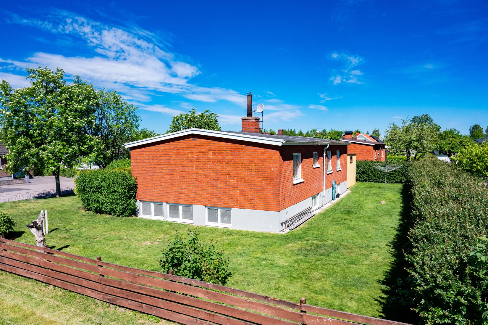 Villa, Gärdesvägen 11, Vara