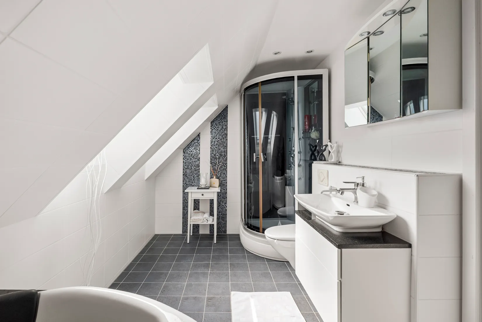 Villa, Vitpilsgränd 6, Hässelby Norra Villastad, Stockholm