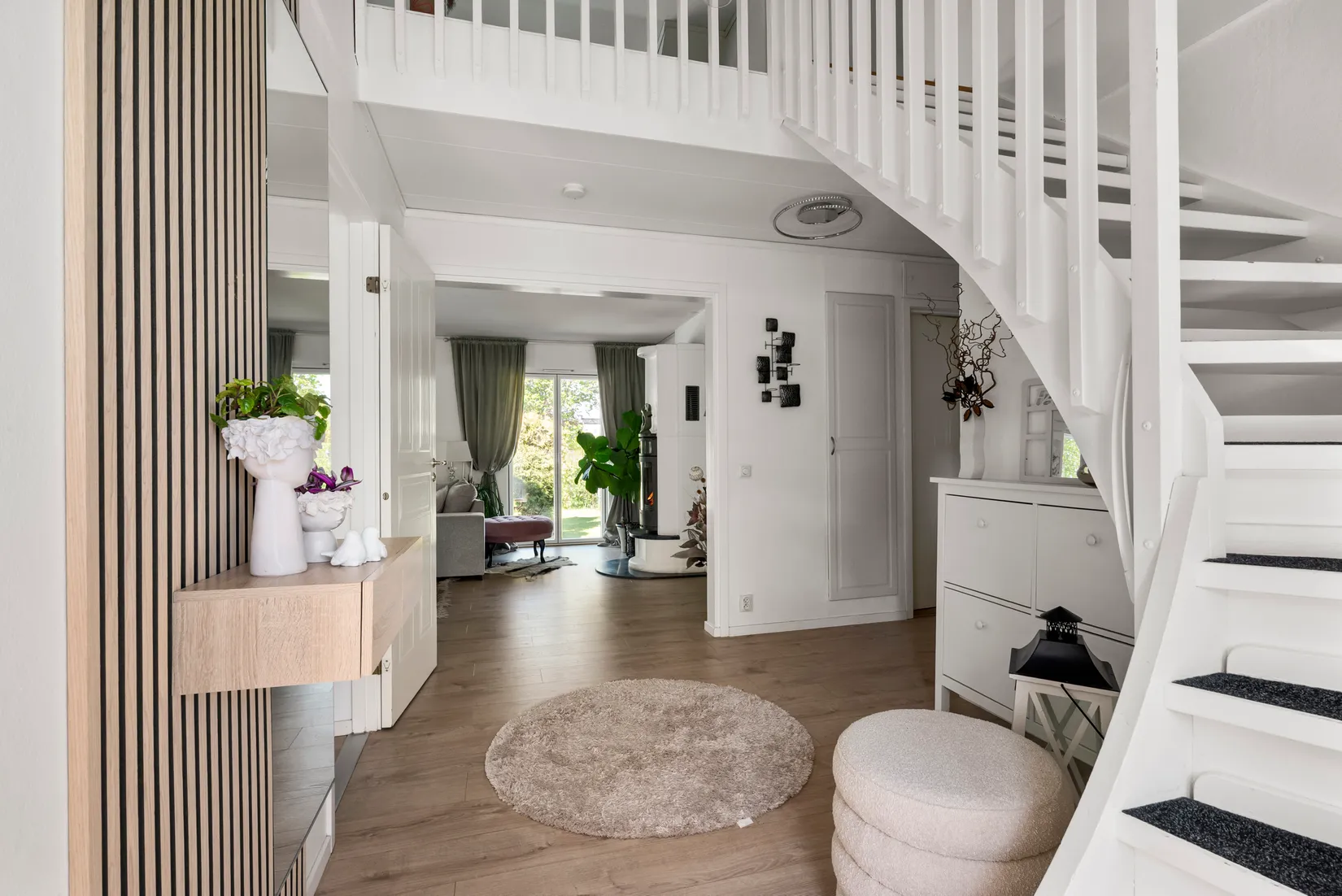 Villa, Vitpilsgränd 6, Hässelby Norra Villastad, Stockholm