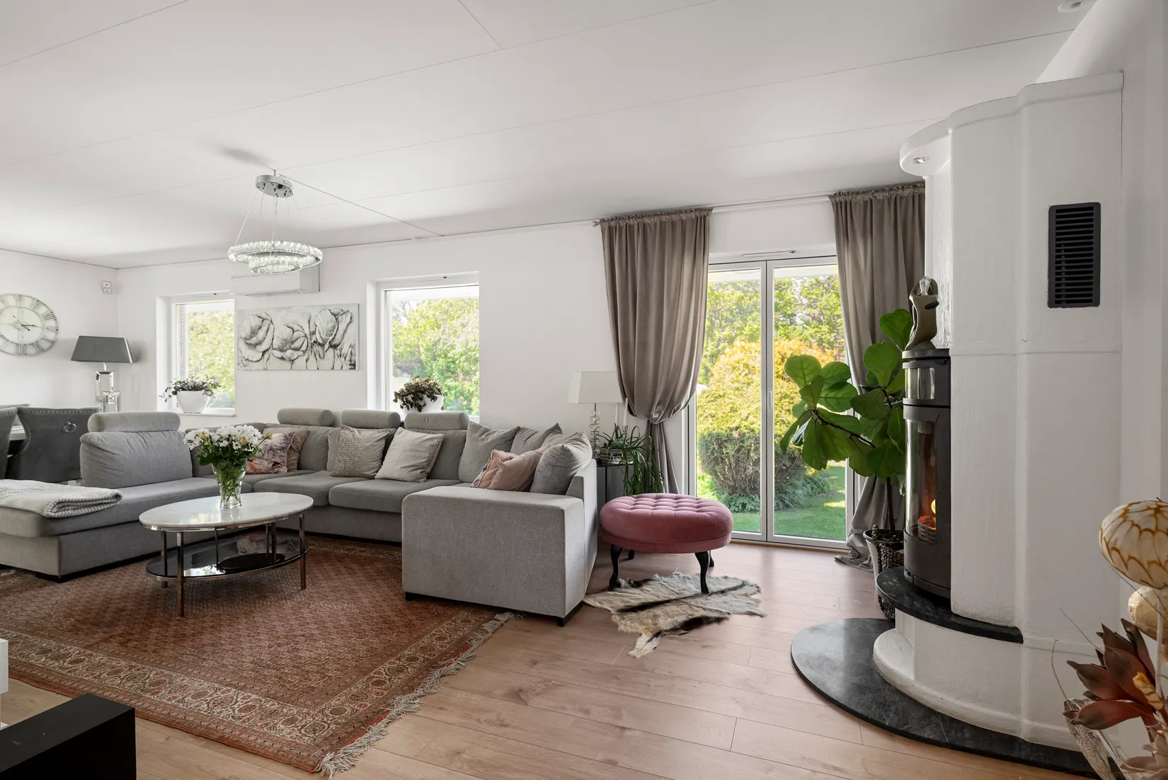 Villa, Vitpilsgränd 6, Hässelby Norra Villastad, Stockholm