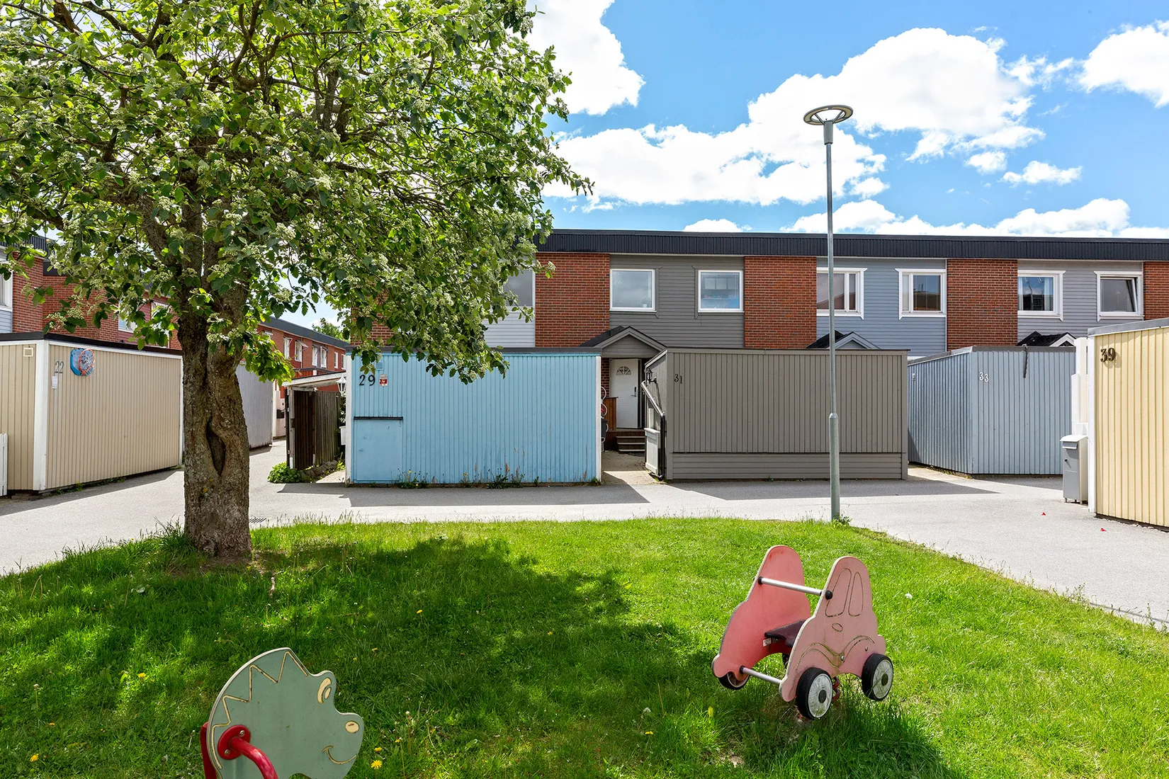 Radhus, Kakelstigen 31, Brunna, Upplands-Bro