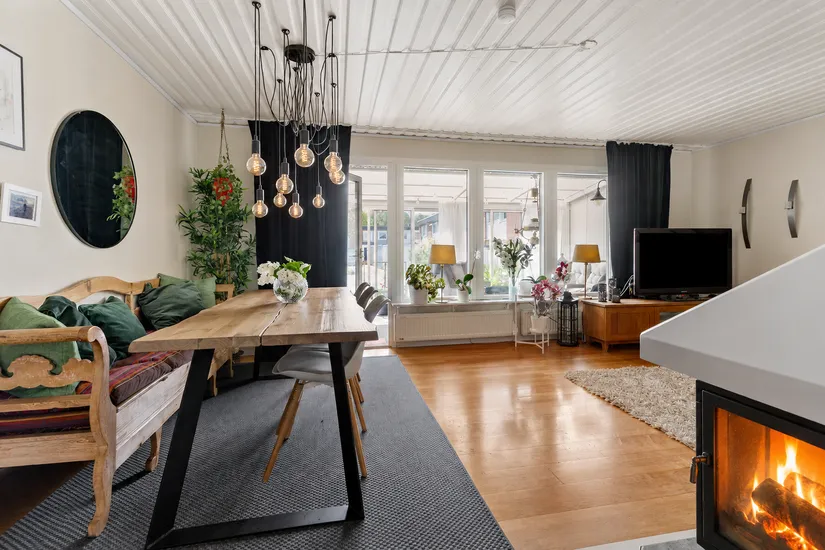 Radhus, Kakelstigen 31, Brunna, Upplands-Bro