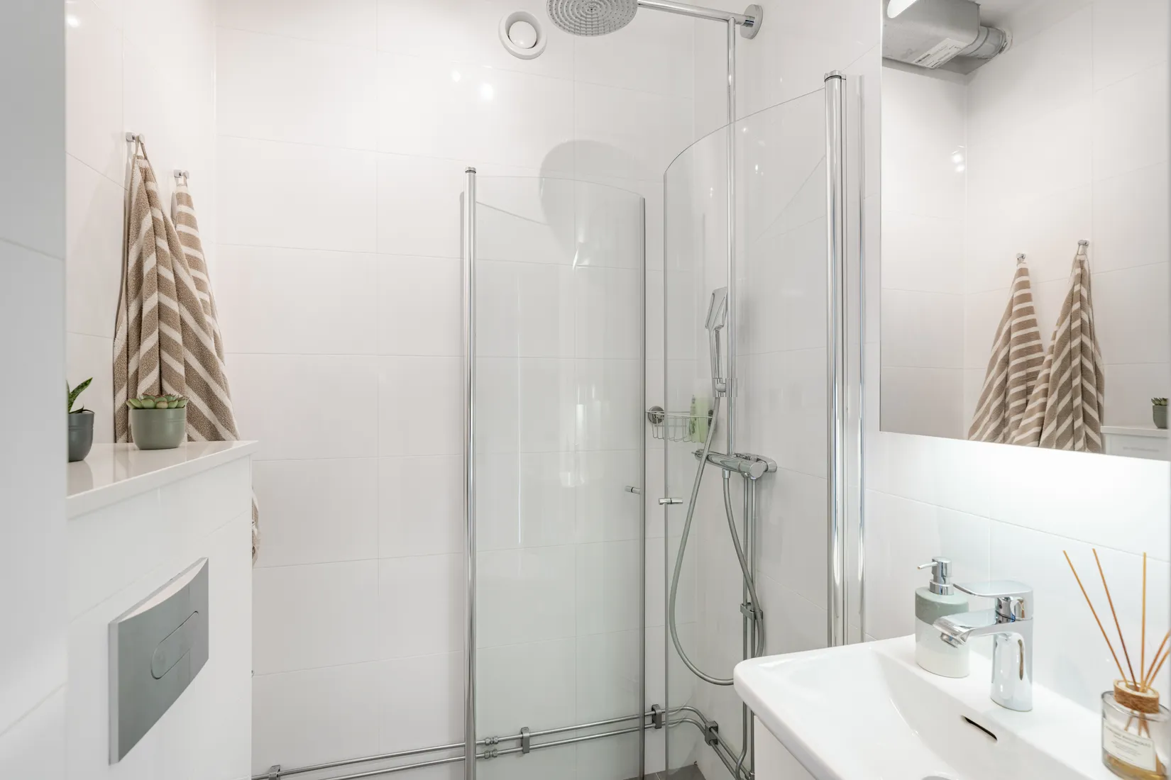 Bostadsrätt, Råsundavägen 69B, Råsunda, Solna