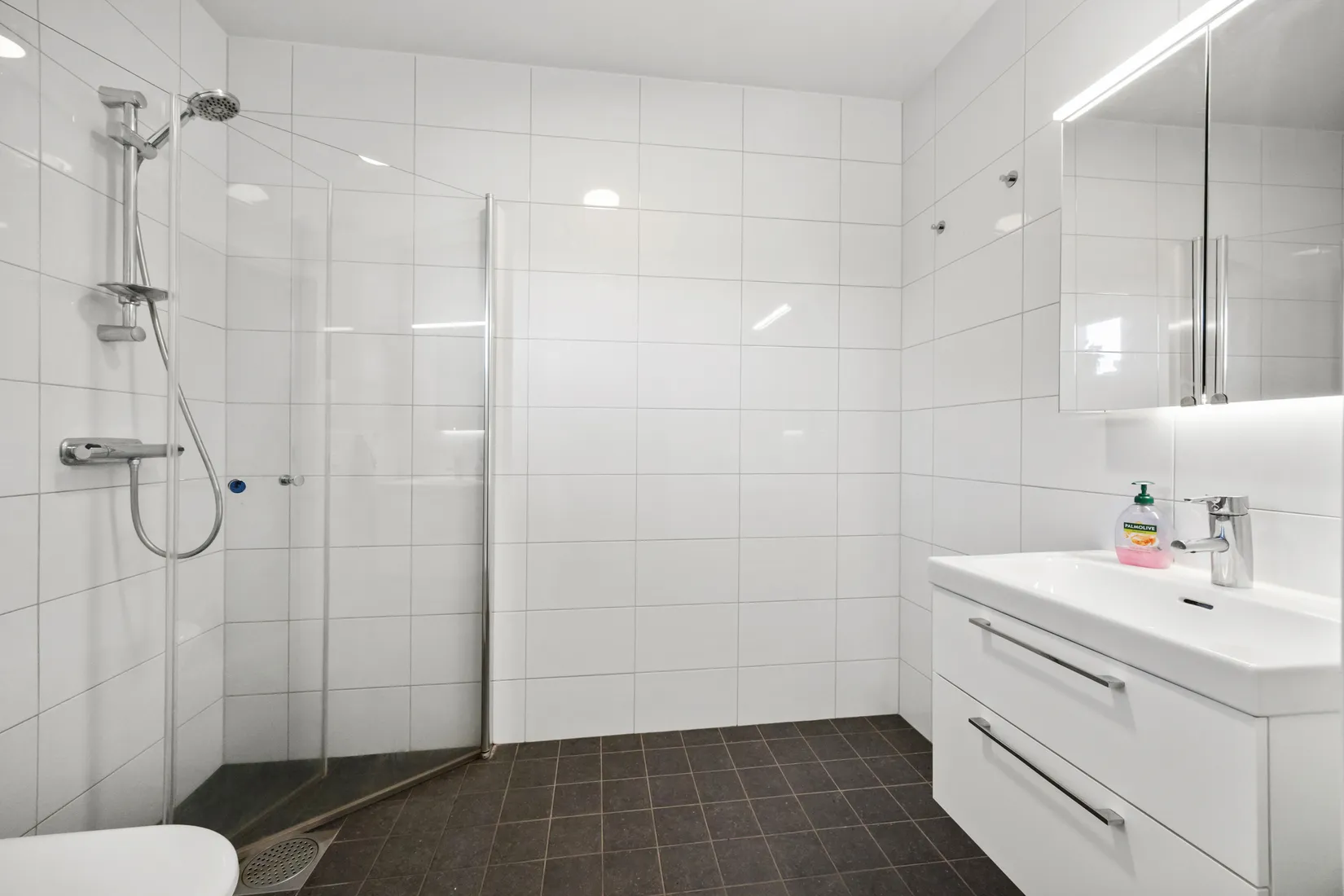 Radhus, Bagarstugans Väg 8, Märsta - Steninge Slottsby, Sigtuna