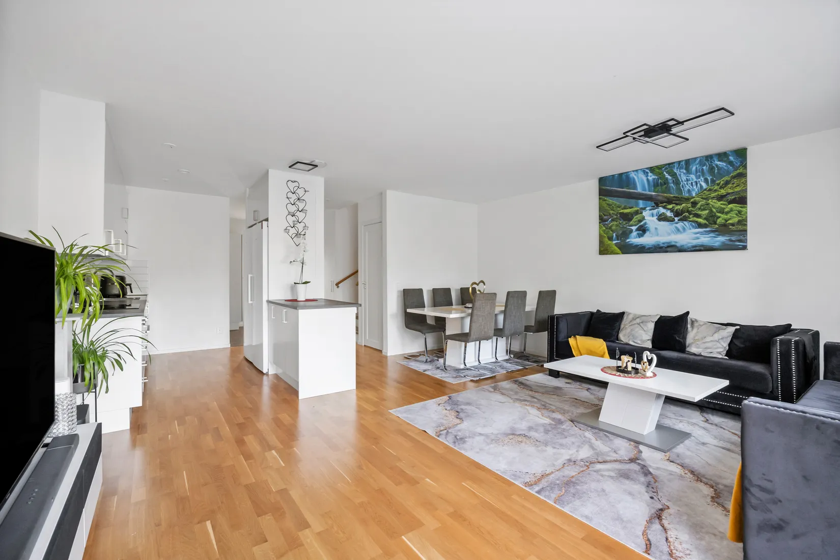 Radhus, Bagarstugans Väg 8, Märsta - Steninge Slottsby, Sigtuna