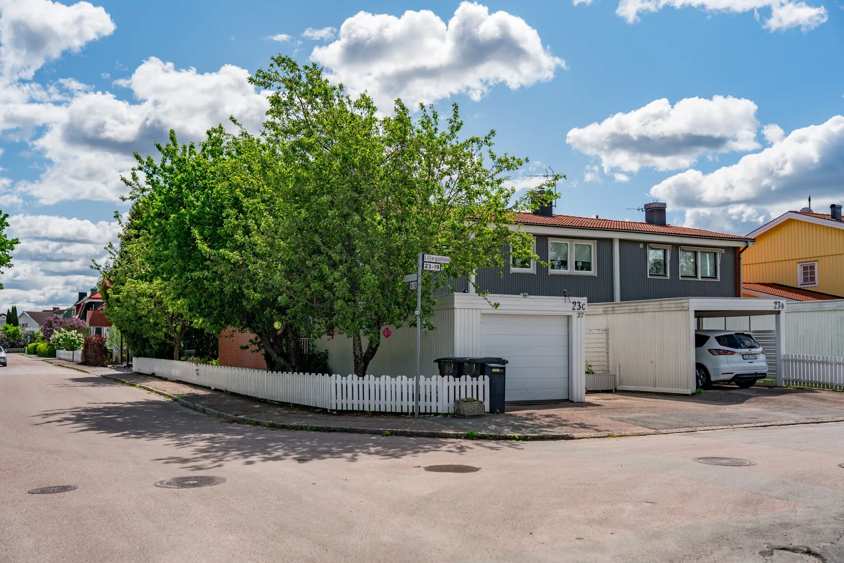 Villa, Radhus, Liljegatan 27, Fålhagen, Uppsala