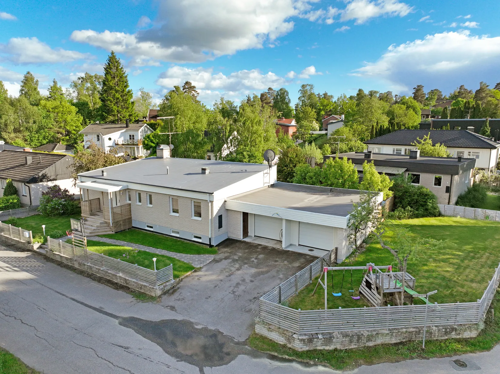 Villa, Dalgången 15, Västra Jakobsberg, Järfälla