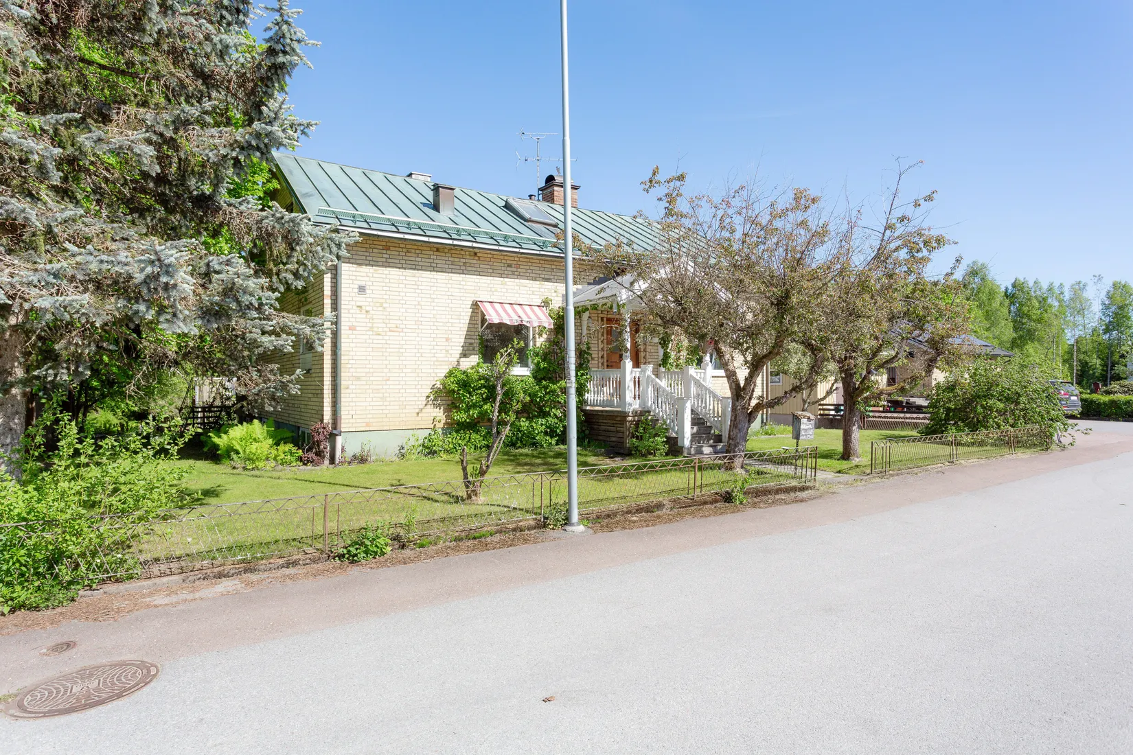 Villa, Ängåsgatan 11, Bengstbol, Forshaga