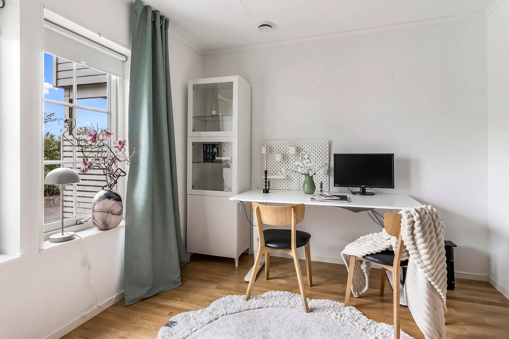 Radhus, Norgegatan 7, Lillhamra, Västerås